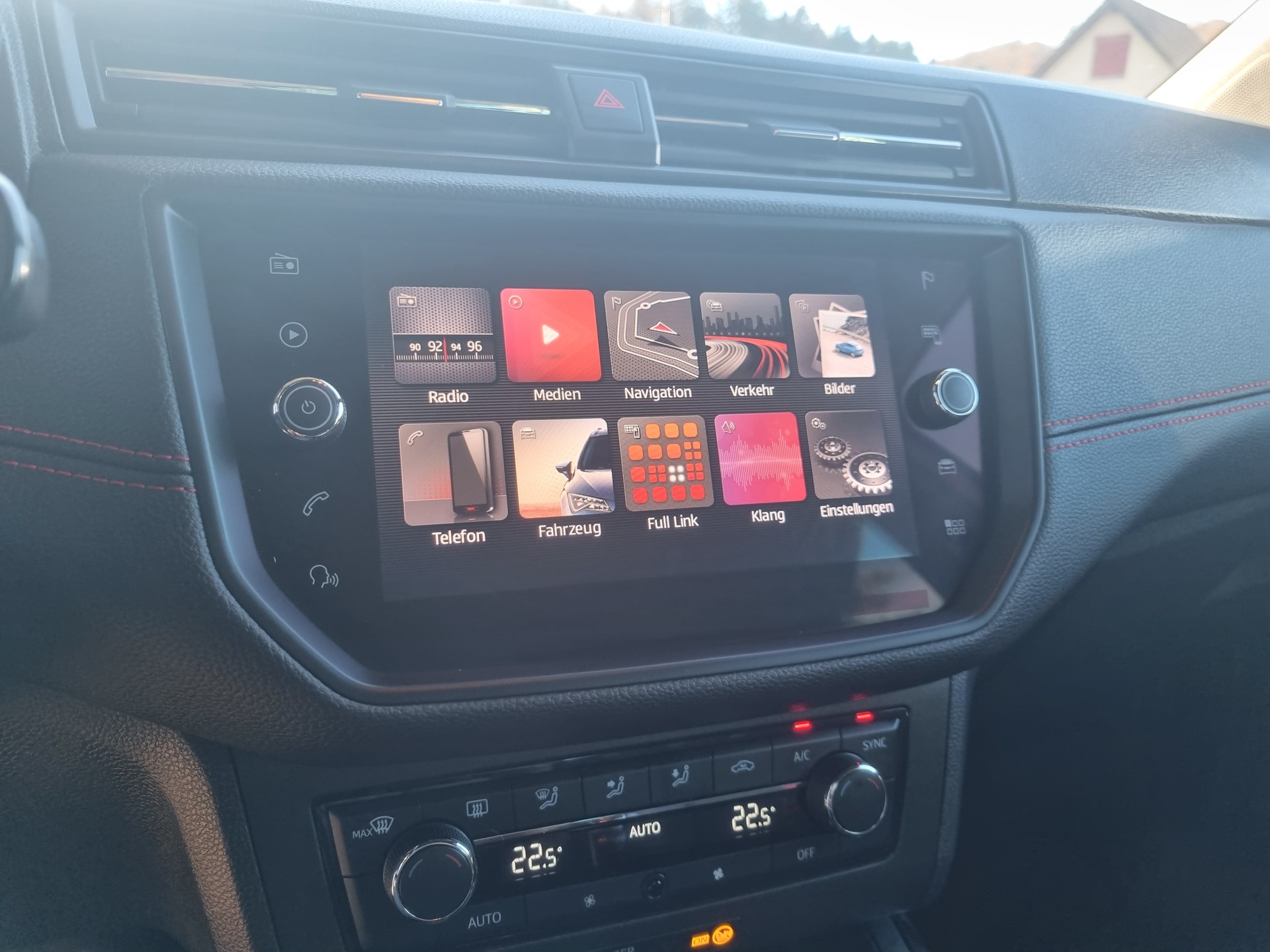 SEAT Arona 1.0 TSI Eco FR DSG-image-17
