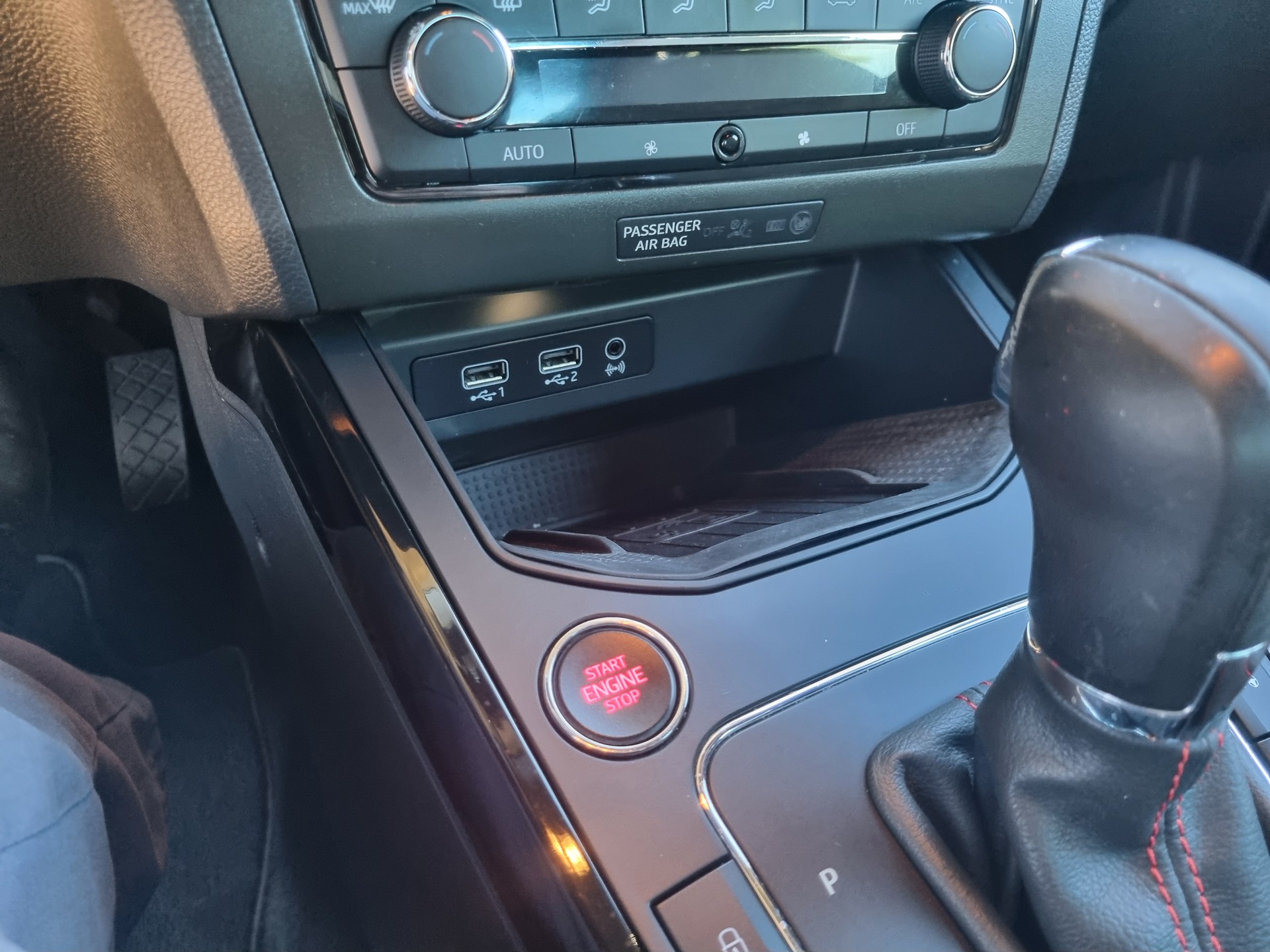 SEAT Arona 1.0 TSI Eco FR DSG-image-12