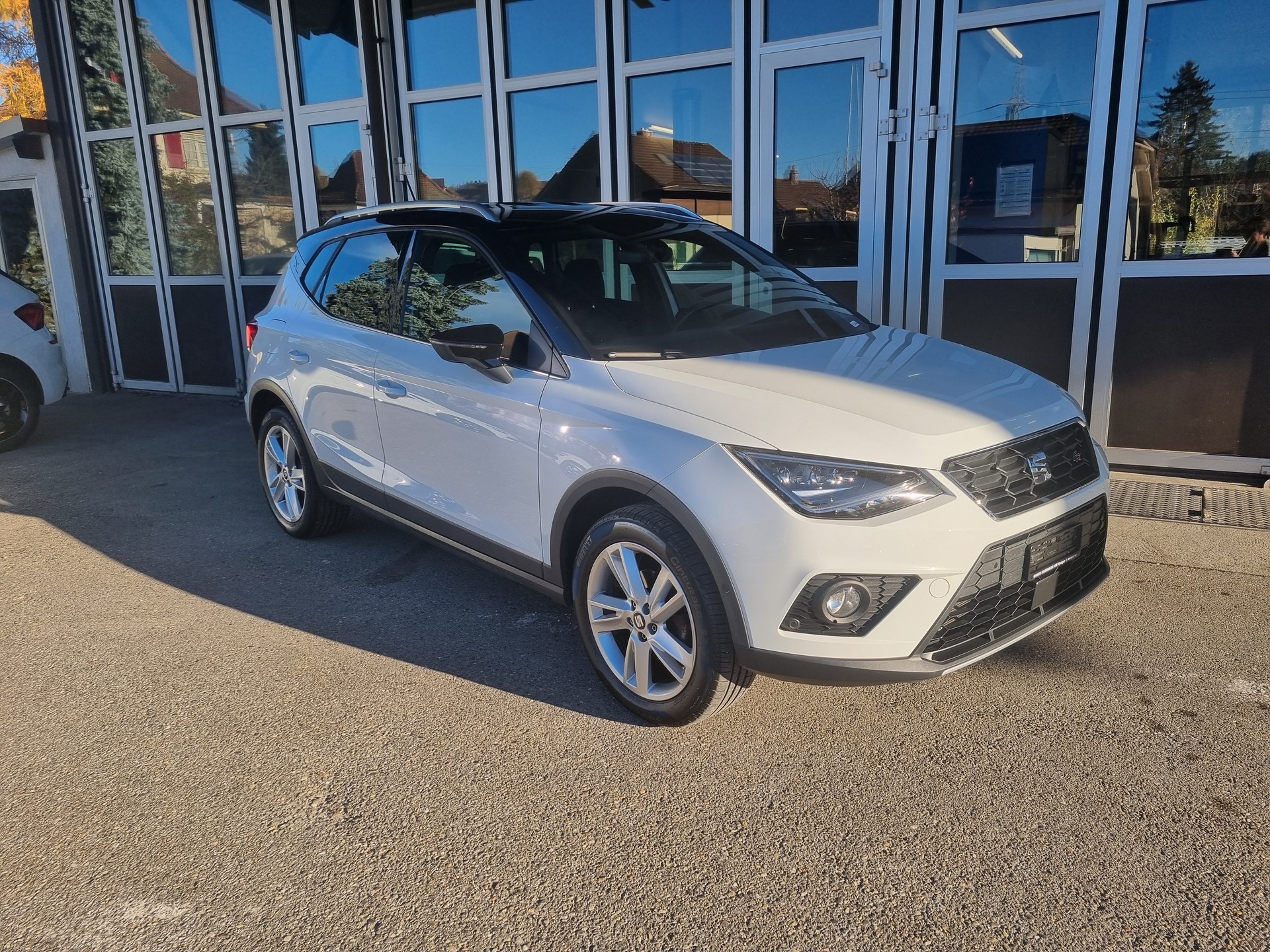 SEAT Arona 1.0 TSI Eco FR DSG-image-1