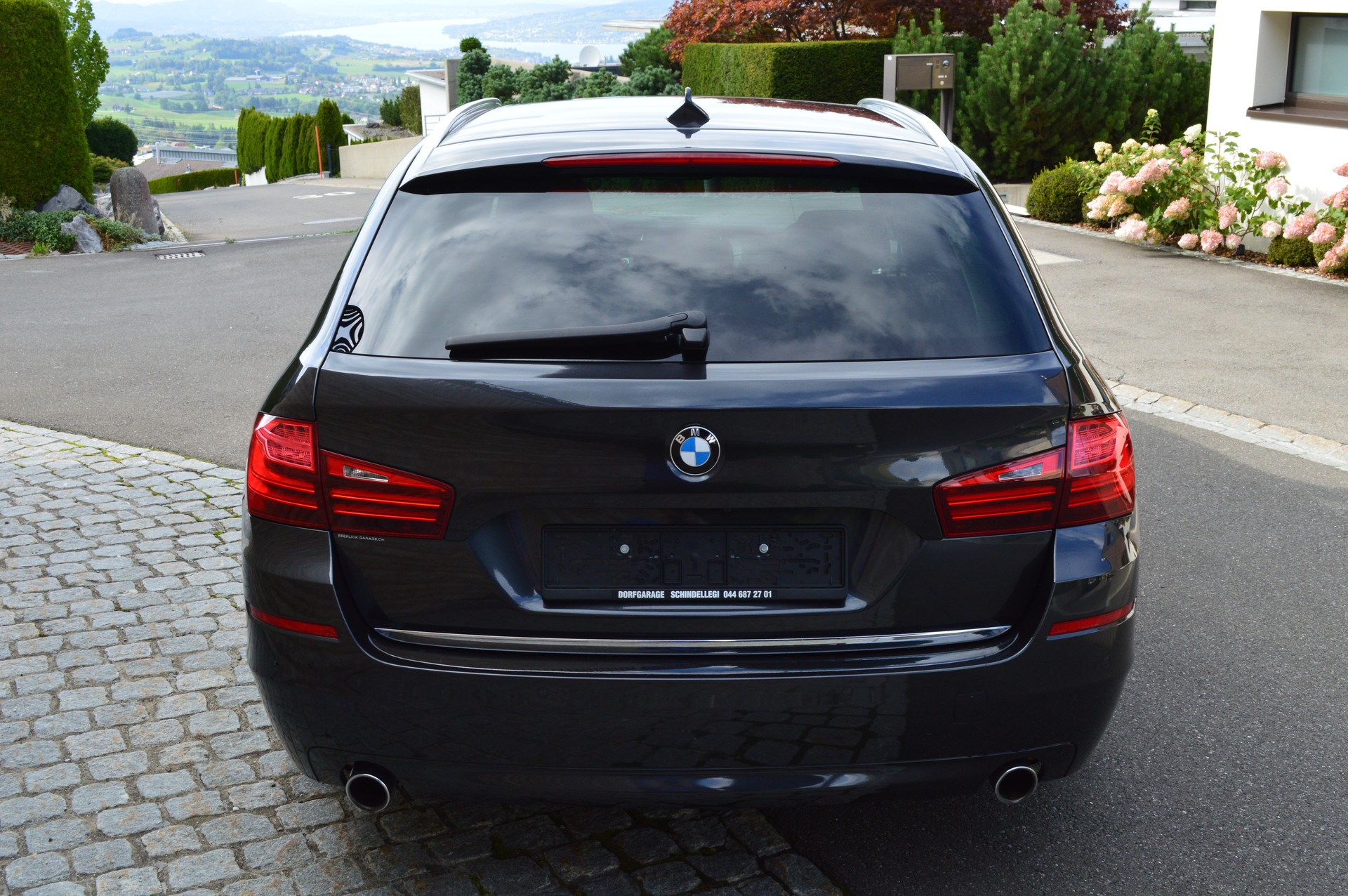 BMW 535d Touring xDrive Luxury Line Steptronic-image-4