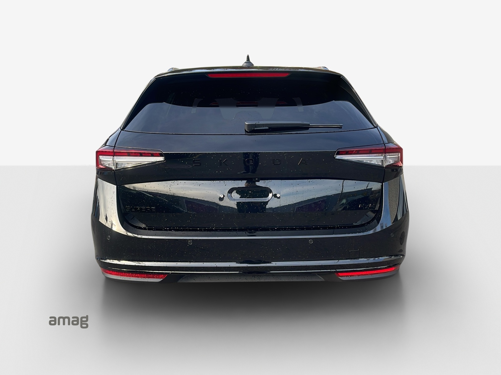 SKODA Superb Combi 2.0 TSI Sportline 4x4 DSG-image-3