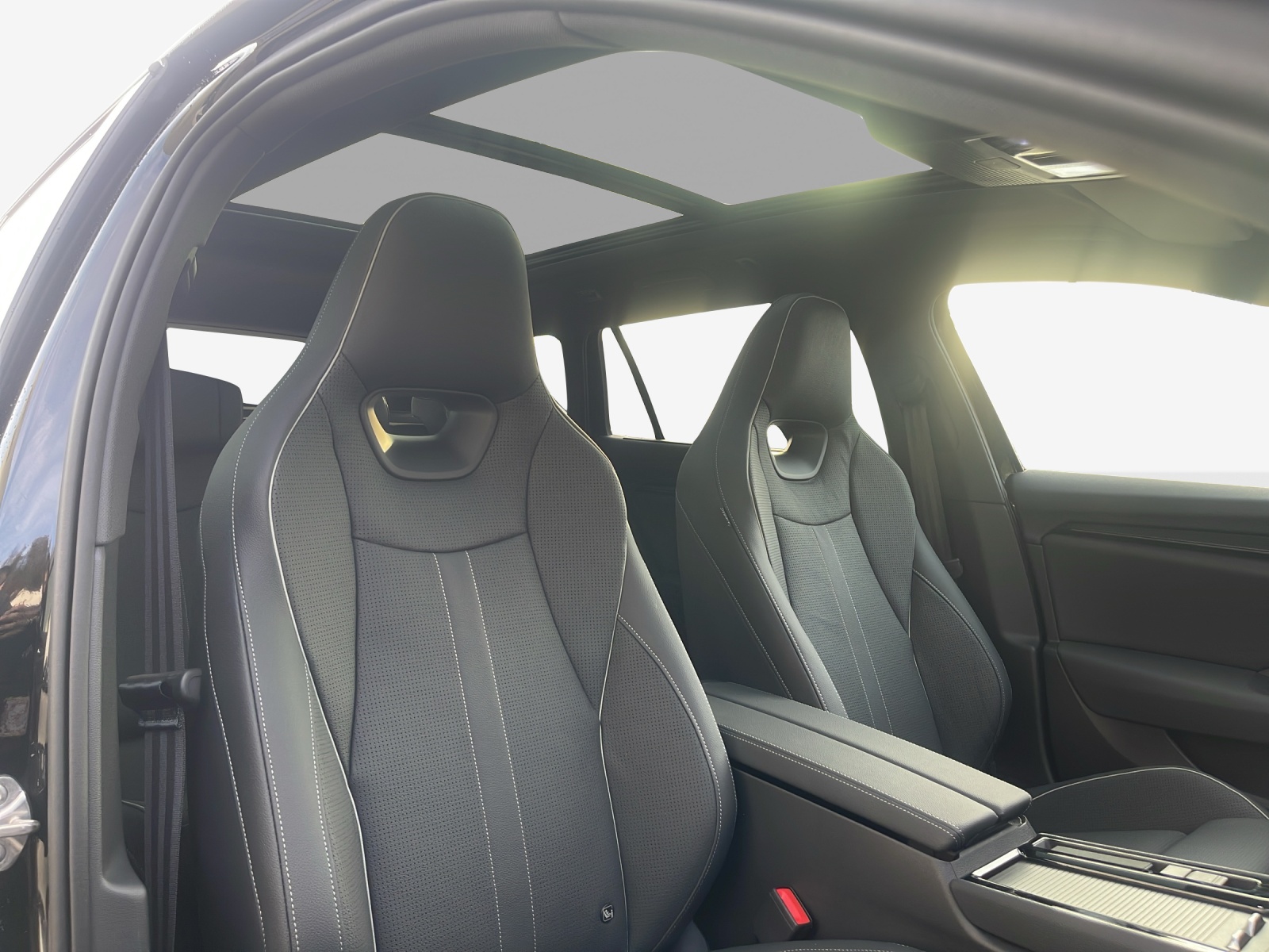 SKODA Superb Combi 2.0 TSI Sportline 4x4 DSG-image-15