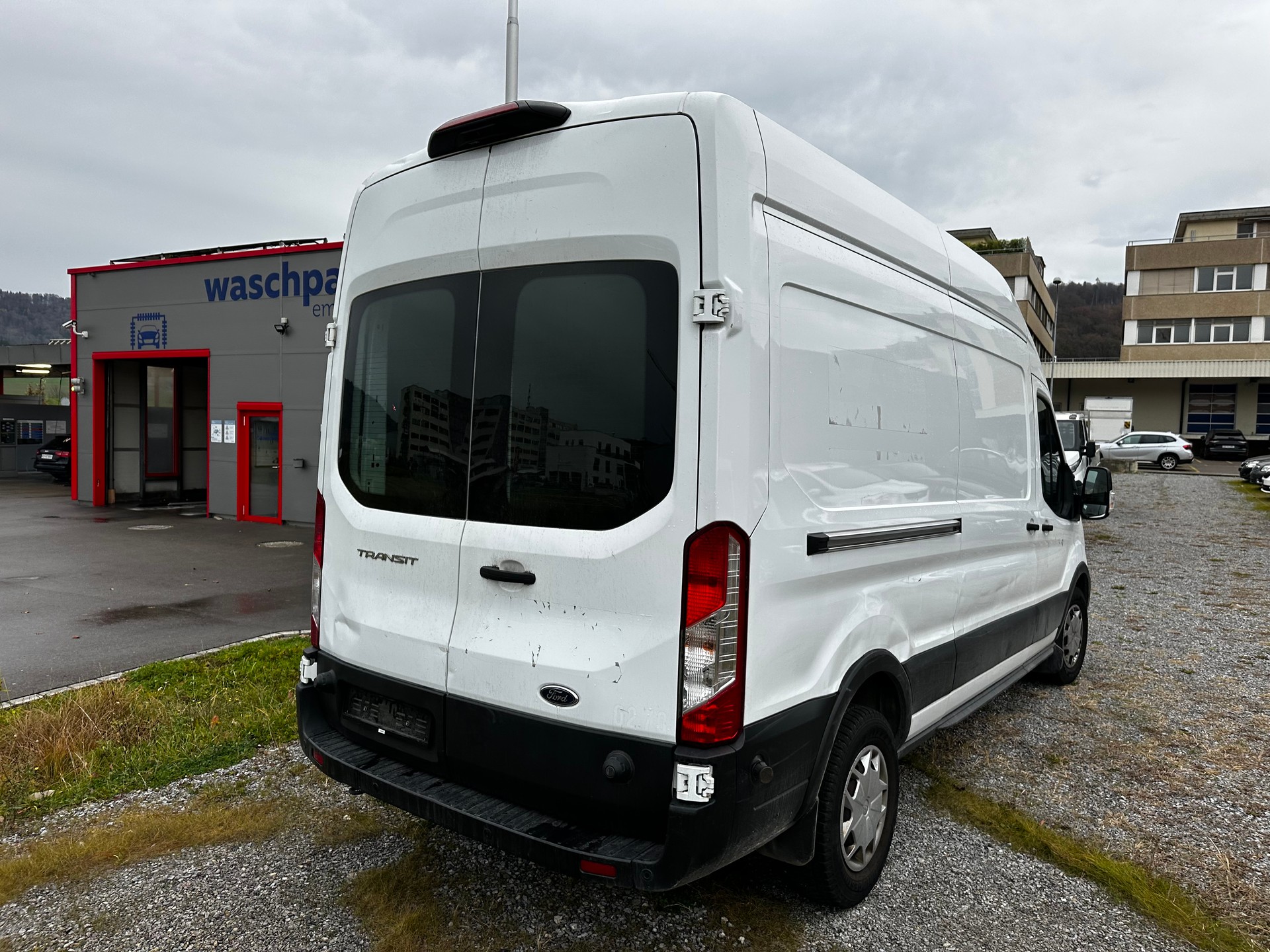 FORD Transit Van 350 L3 Trail 2.0 TDCi 185 FWD-image-2