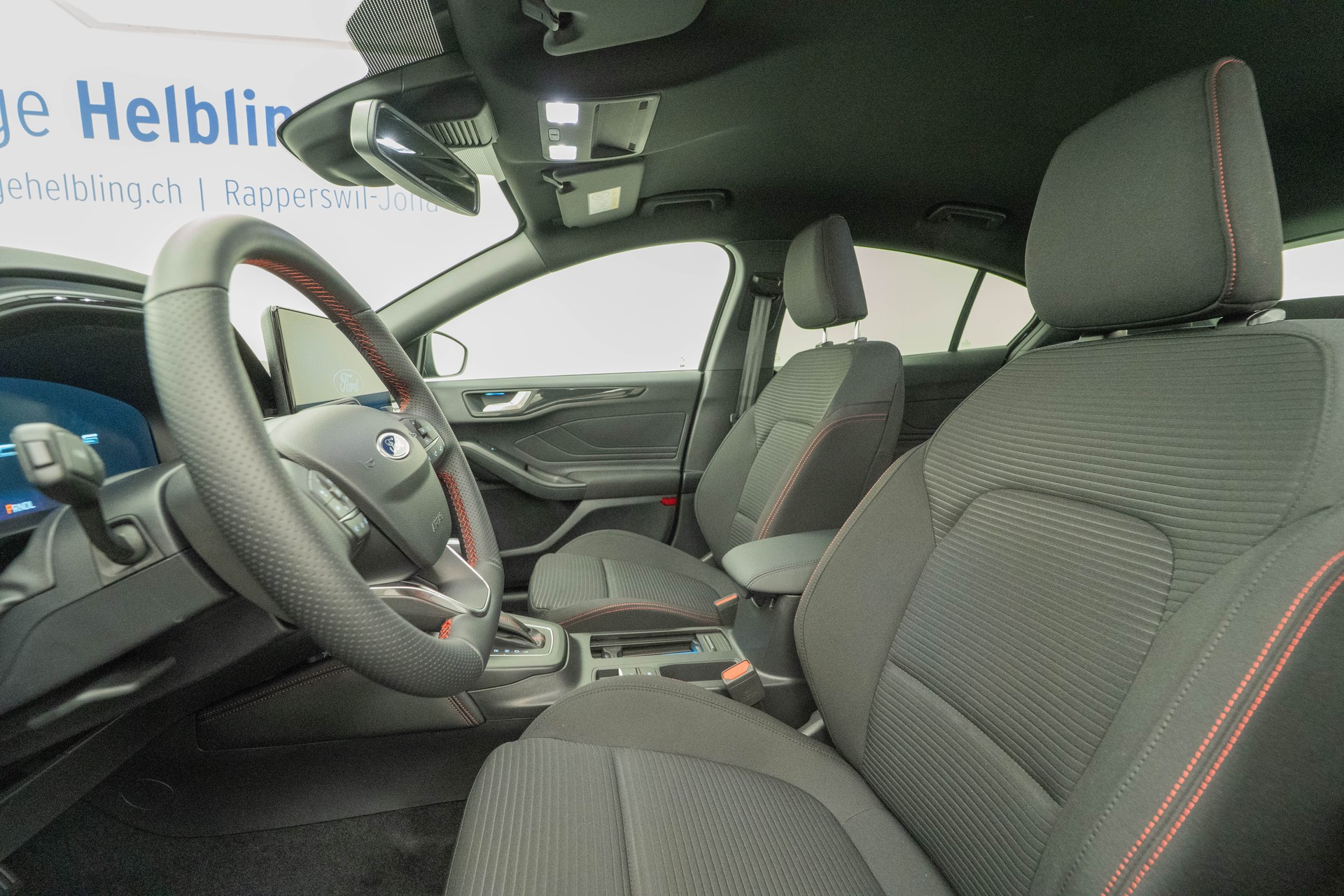 FORD Focus 1.0i EcoB Hybrid 155 ST-Line X-image-7