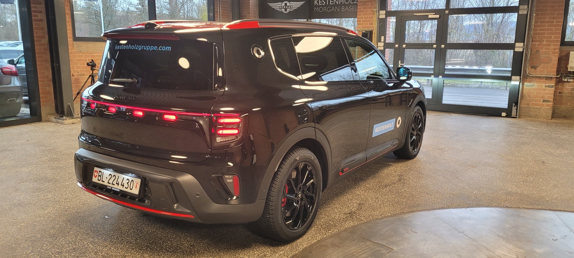 SMART #5 100kWh Brabus AWD, 646 PS, Aktions-Leasing 0,9%, ab August verfügbar-image-3