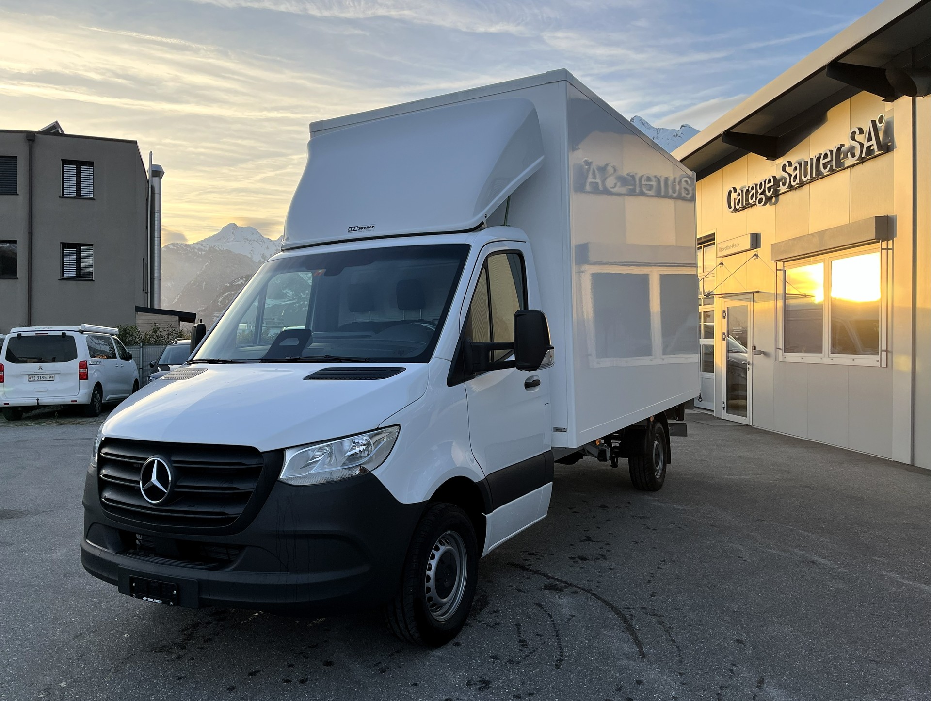 MERCEDES-BENZ Sprinter 319 CDI Lang 9G-TRONIC-image-0