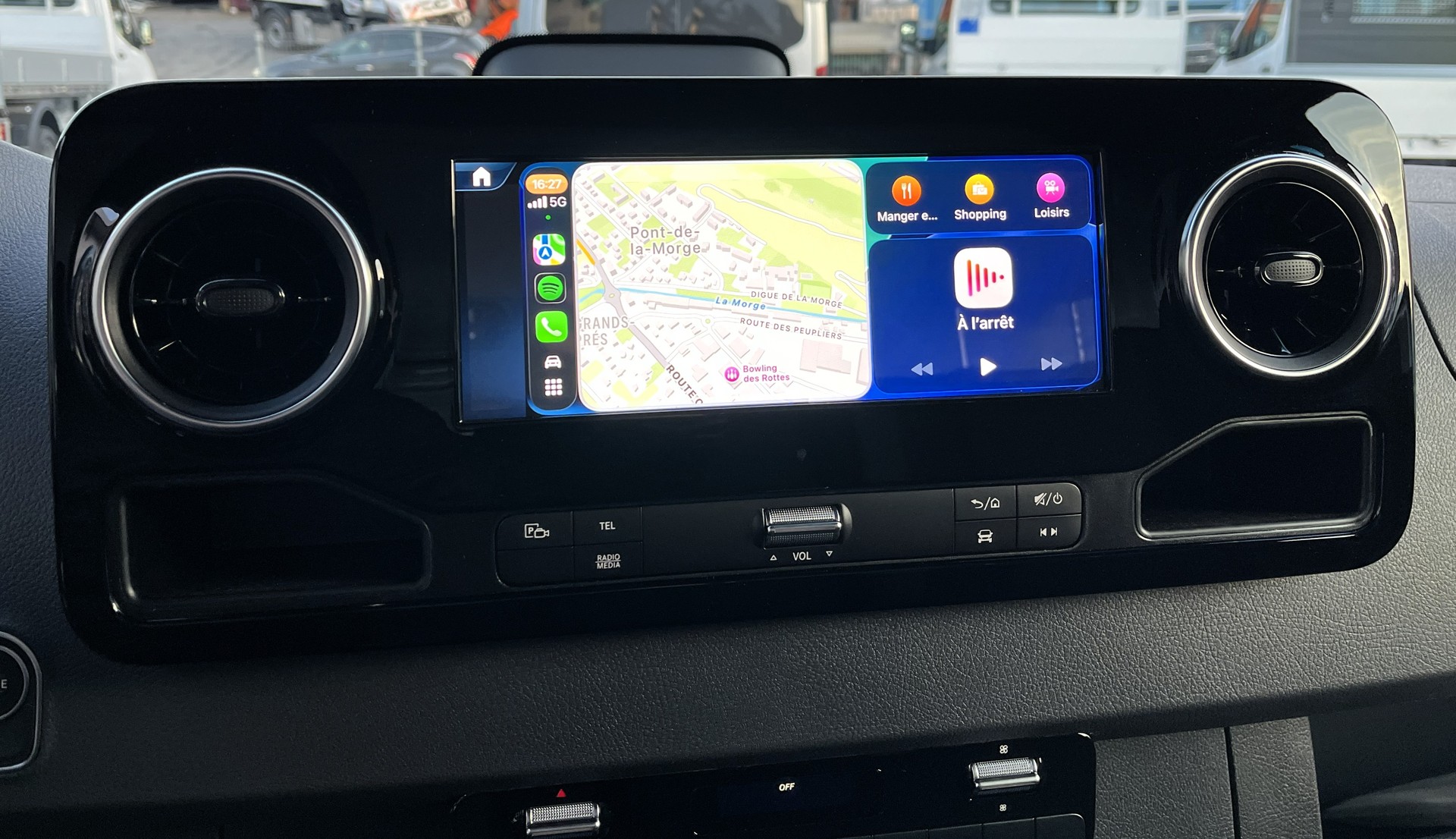 MERCEDES-BENZ Sprinter 319 CDI Lang 9G-TRONIC-image-9