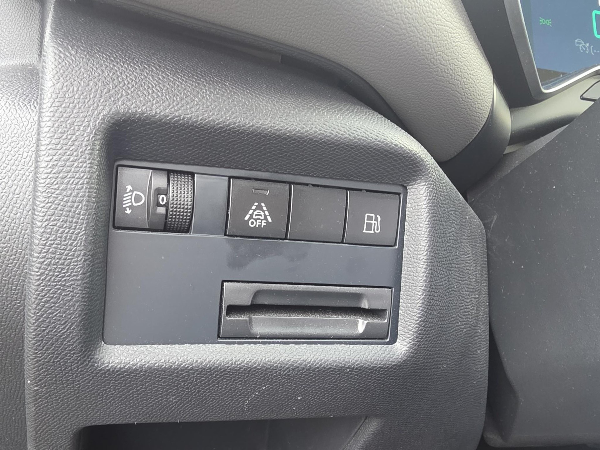 CITROEN C5 Aircross 1.6 Plug-in Hybrid Feel Pack-image-15