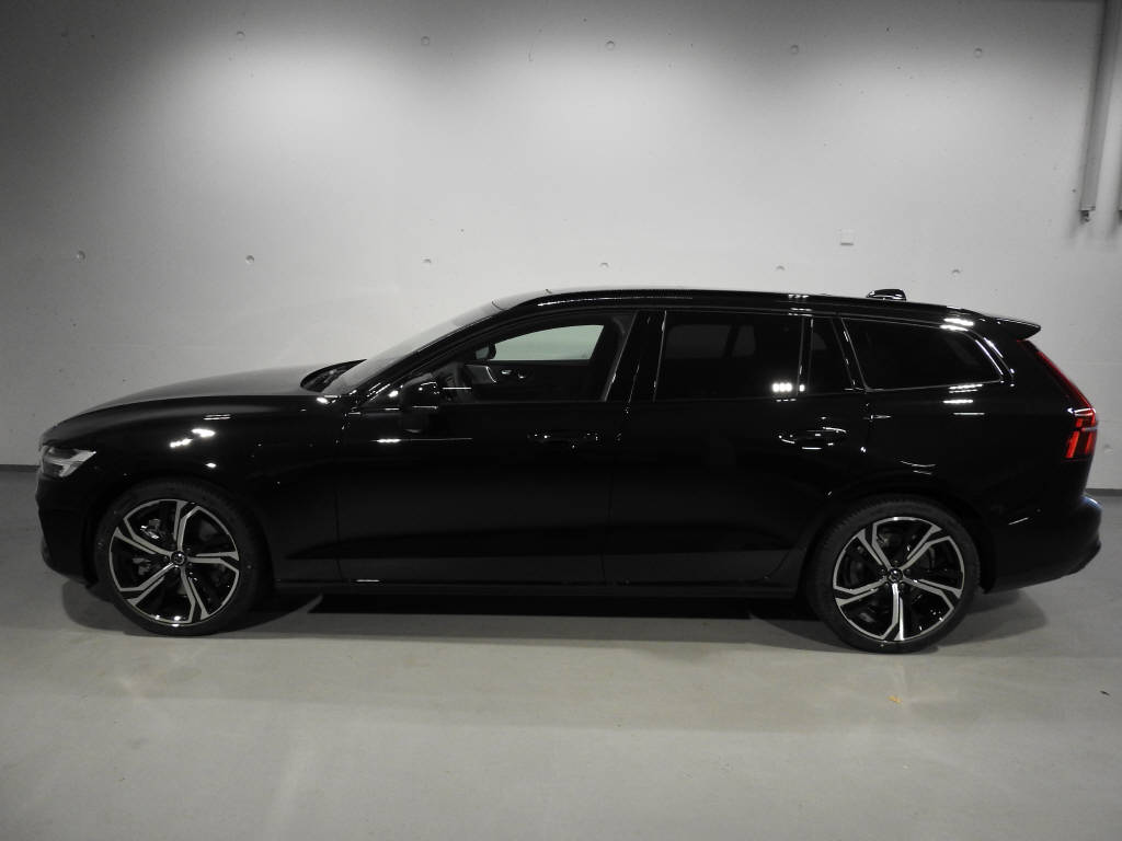 VOLVO V60 2.0 T6 TE Ultra Dark eAWD-image-14