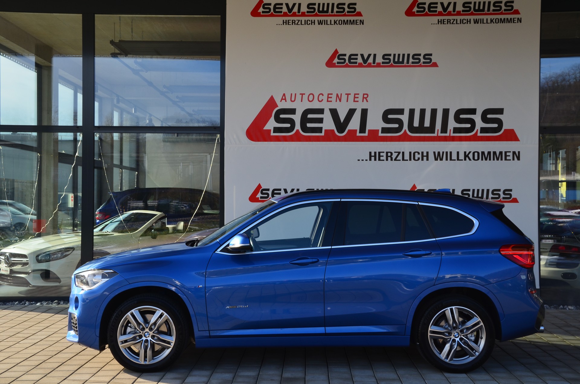 BMW X1 xDrive 25d M Sport Steptronic*Frisch ab MFK,1 Jahr oder 20'000km Garantie*-image-7