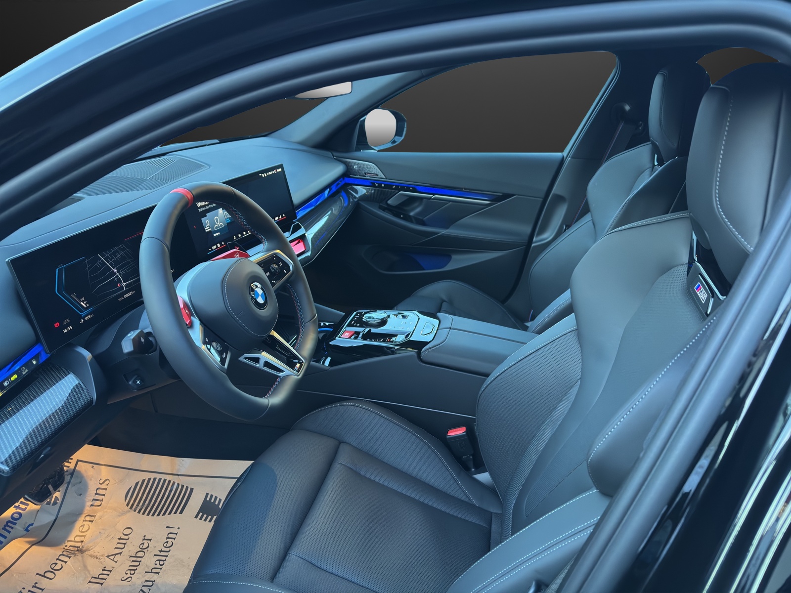 BMW M5 xDrive Touring-image-7
