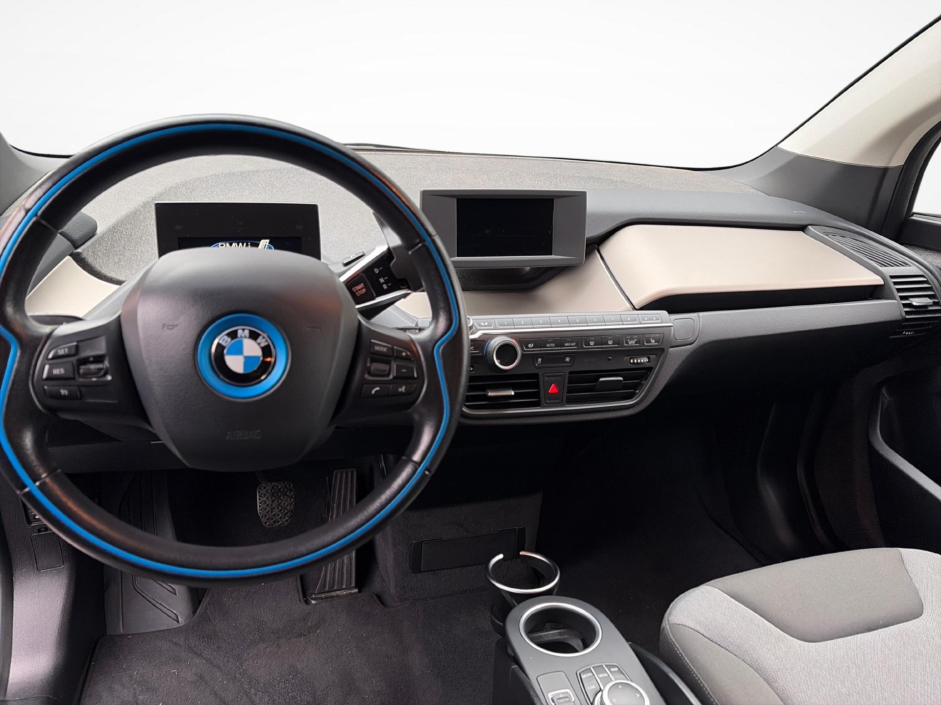 BMW i3 120 Ah-image-10