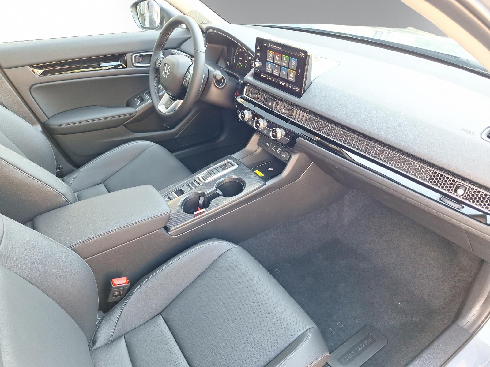 HONDA Civic 2.0 i-MMD Advance-image-11