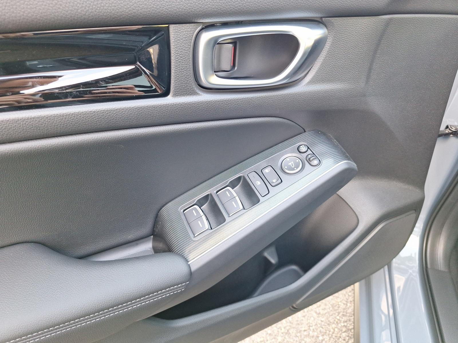 HONDA Civic 2.0 i-MMD Advance-image-10