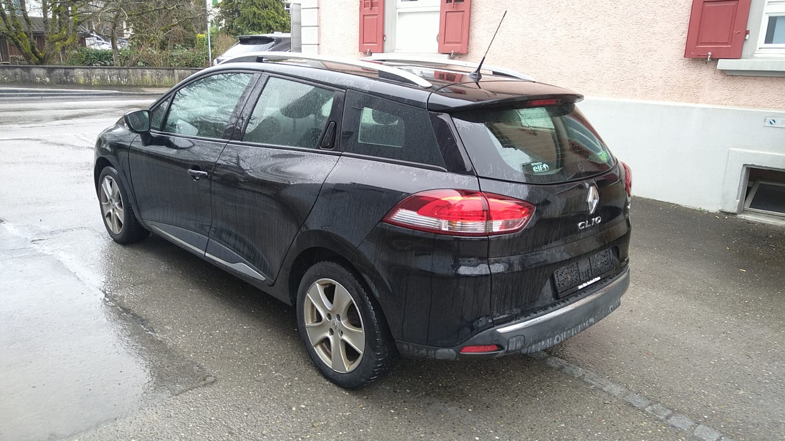 RENAULT Clio Grandtour 1.5 dCi Expression-image-5