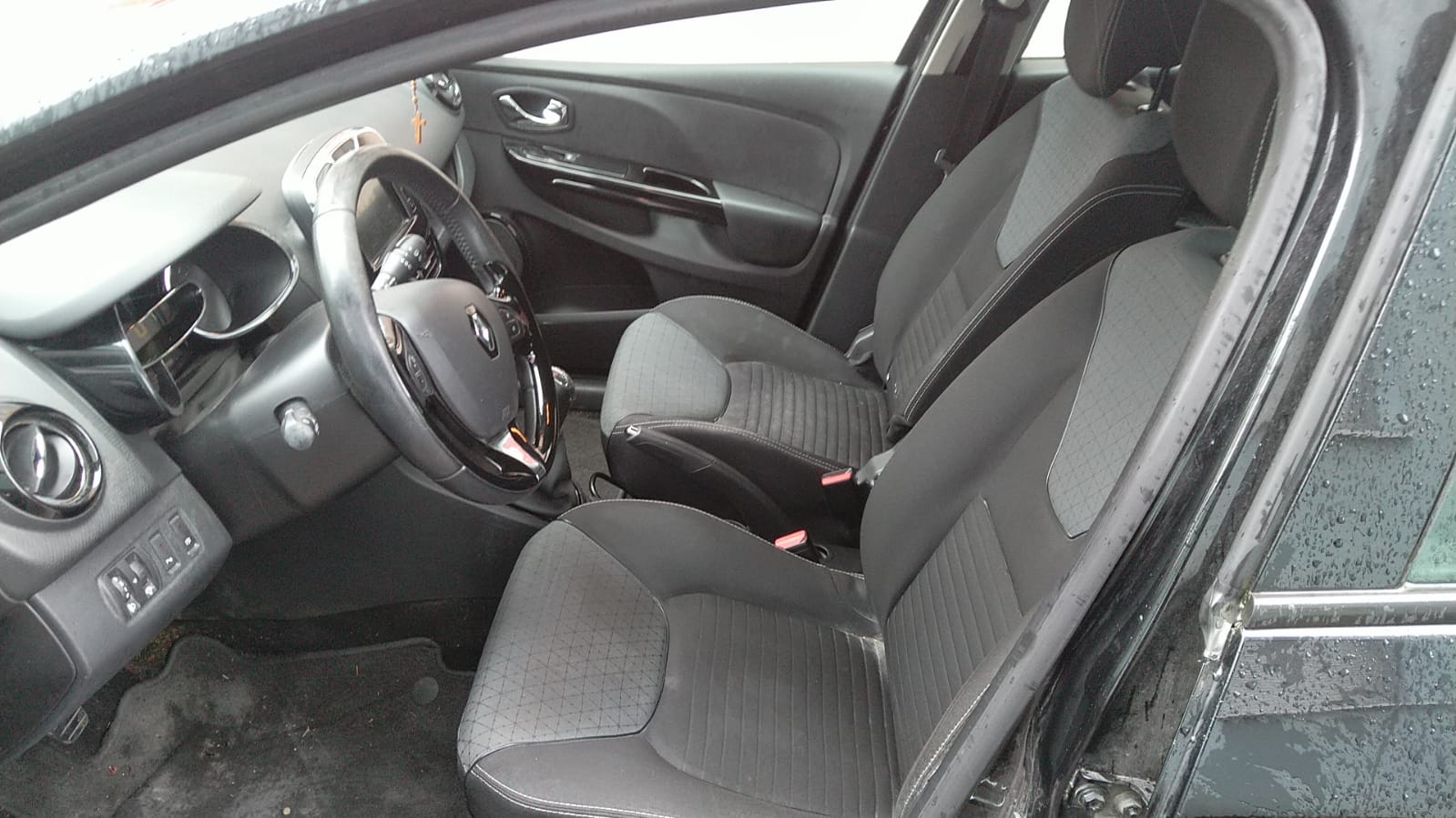 RENAULT Clio Grandtour 1.5 dCi Expression-image-6