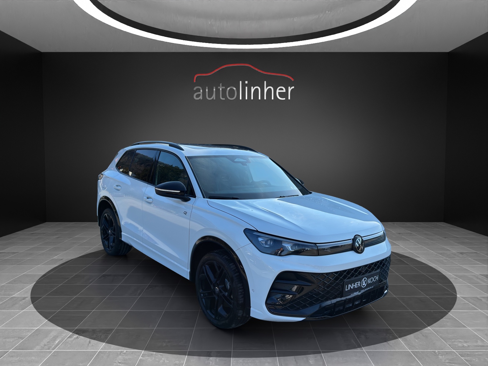 VW Tiguan 2.0 TDI SCR R-Line 4Motion DSG-image-5