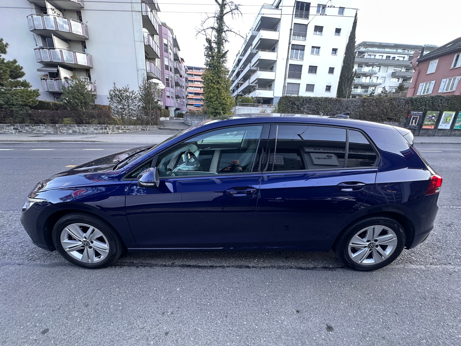 VW Golf 1.5 e TSI ACT Life DSG-image-3