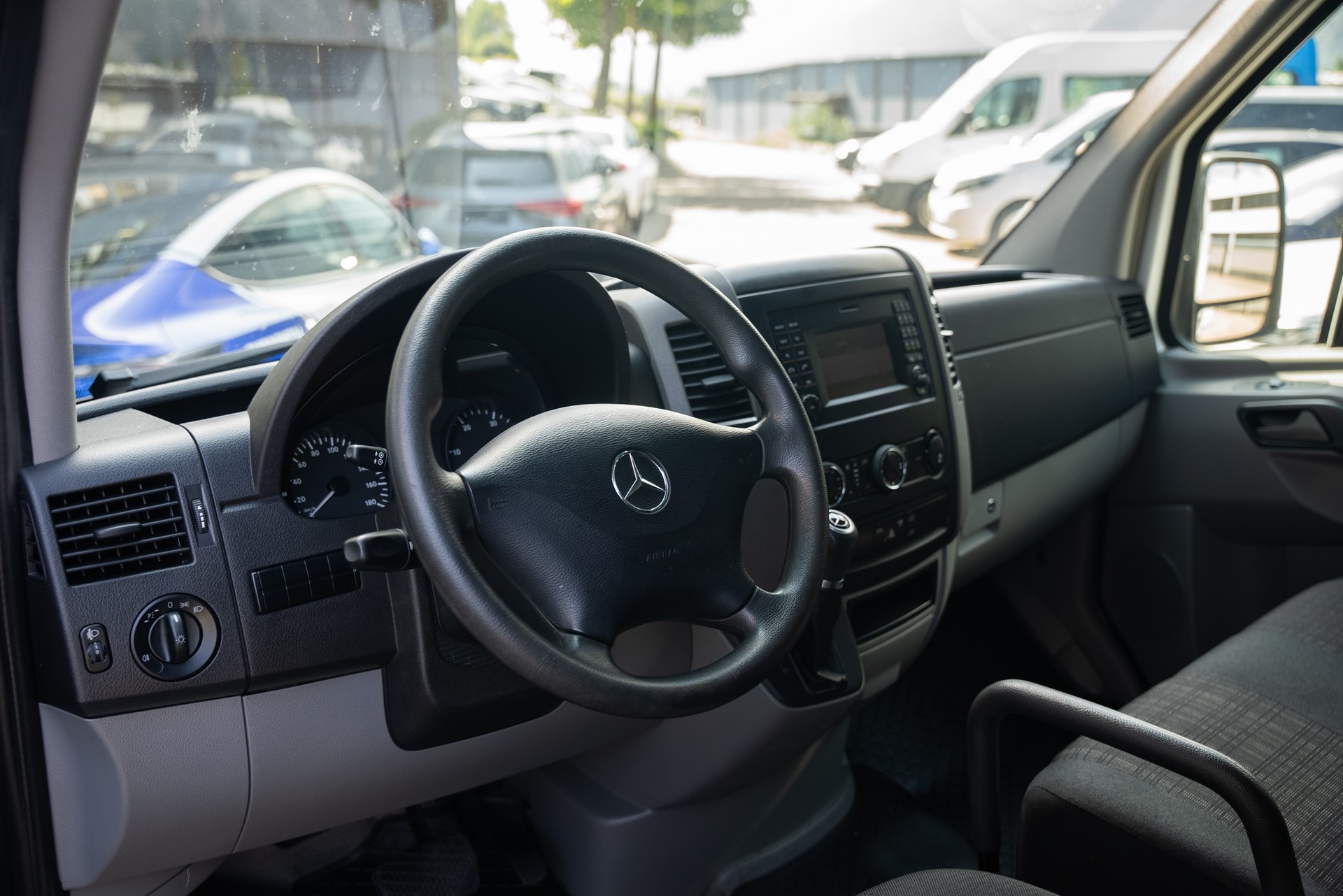 MERCEDES-BENZ Sprinter 314 CDI Standard 7G-Tronic-image-2