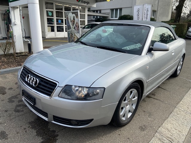 AUDI A4 Cabriolet 2.4 V6