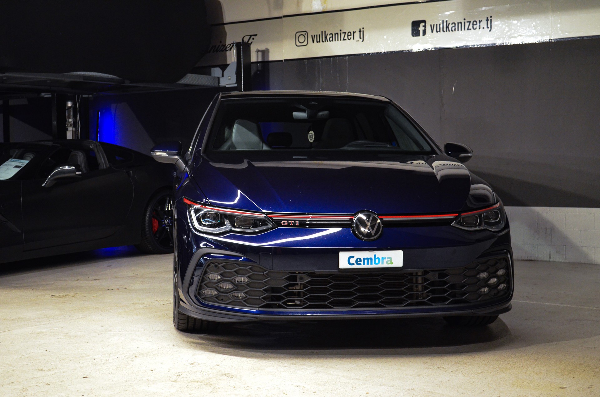 VW Golf 2.0 TSI GTI DSG-showroom-element-3