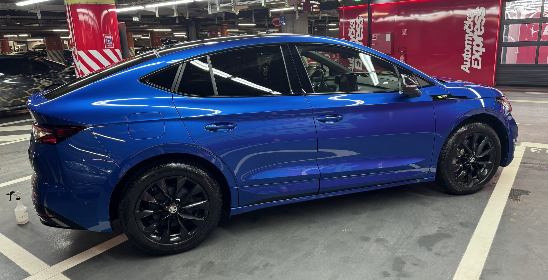 SKODA Enyaq Coupé RS iV 80 4x4-image-4