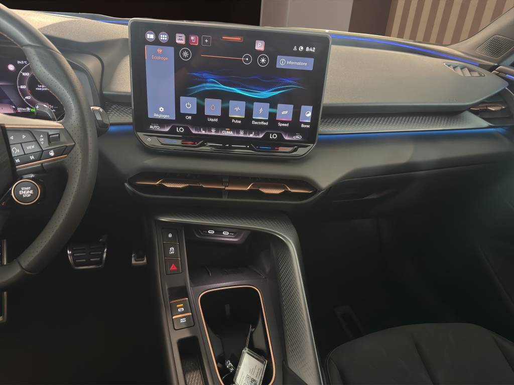 CUPRA Terramar 1.5 eTSI DSG-image-12