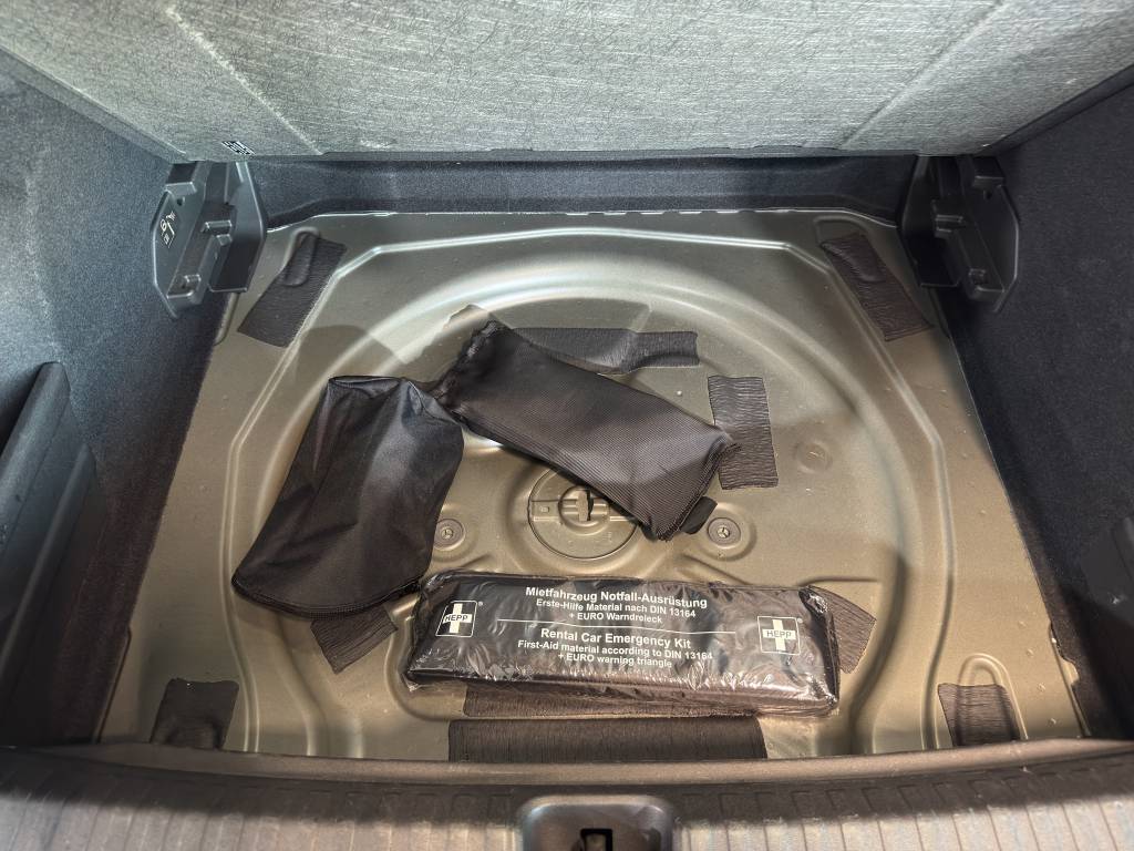 CUPRA Terramar 1.5 eTSI DSG-image-11