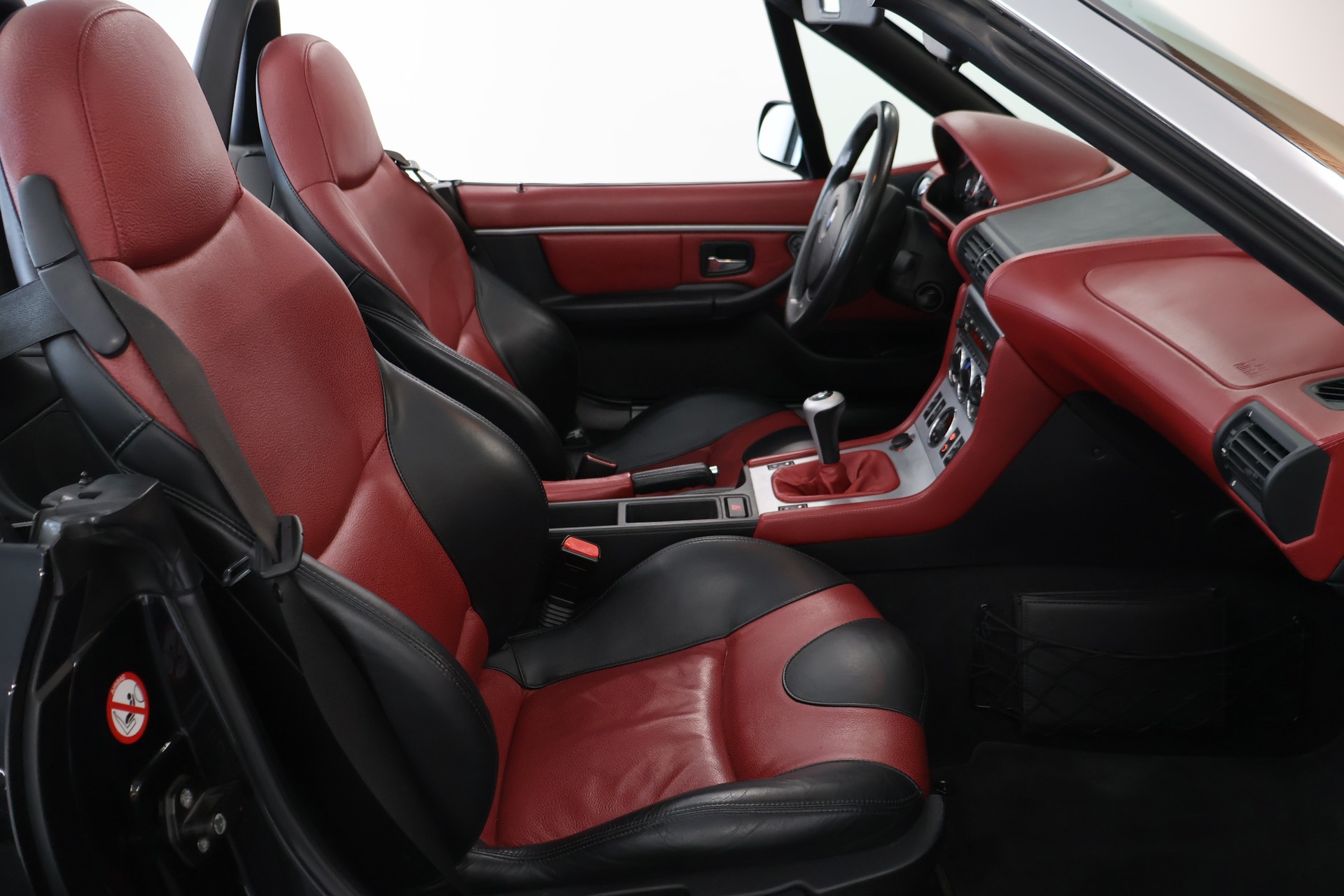 BMW Z3 3.0i Roadster-image-15