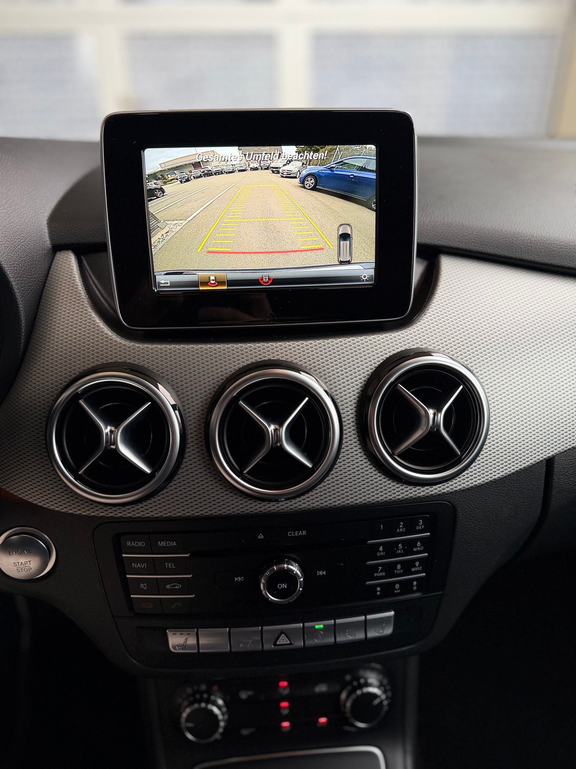 MERCEDES-BENZ B 180 Urban 7G-DCT-image-17