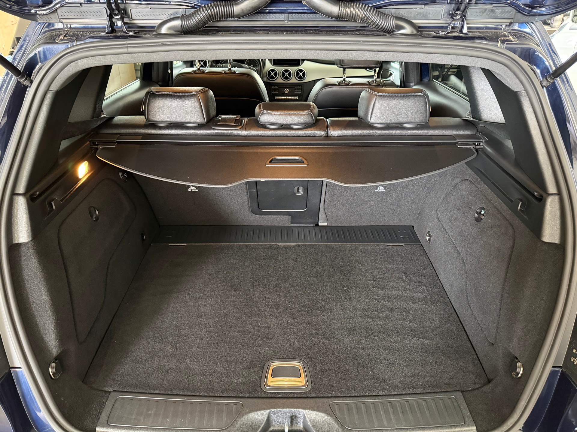 MERCEDES-BENZ B 180 Urban 7G-DCT-image-21
