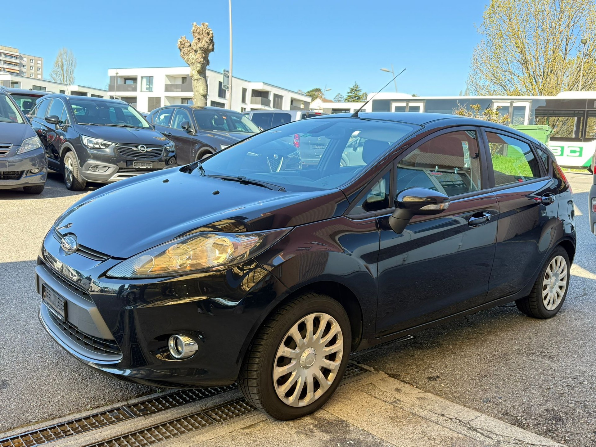 FORD Fiesta 1.25 16V Ambiente-image-3