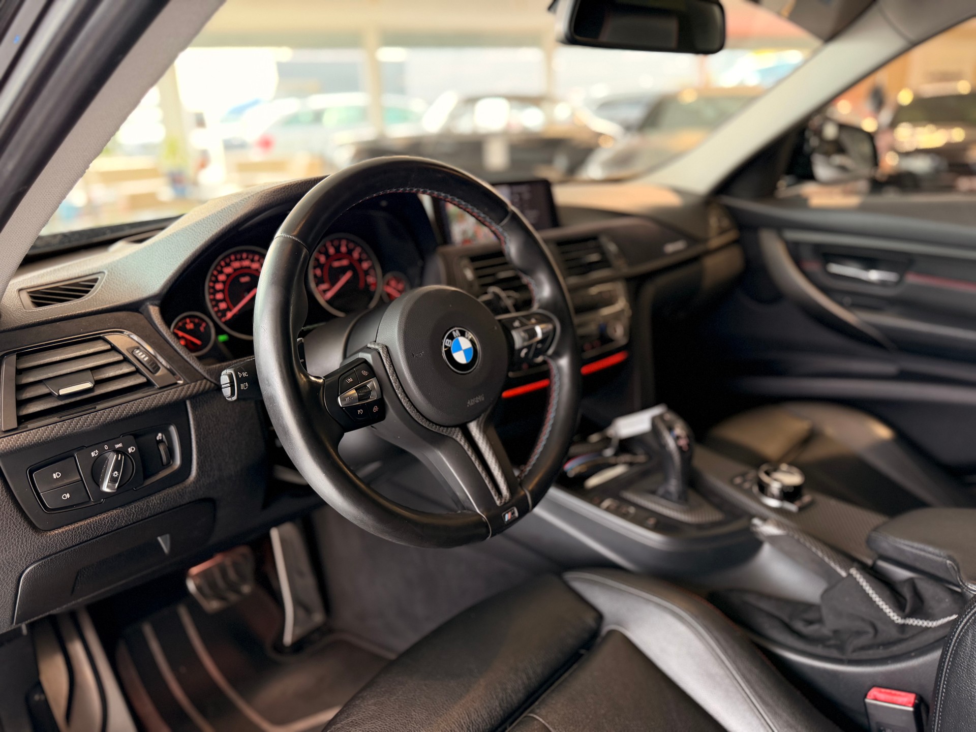 BMW 335i M-Sport-image-13
