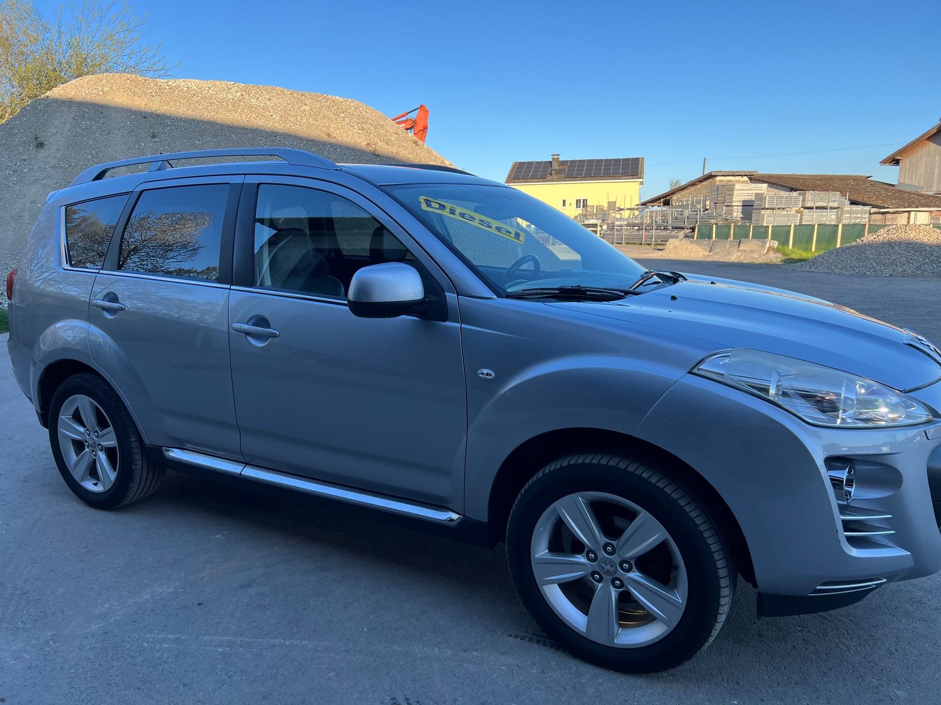 PEUGEOT 4007 2.2 HDi Dynamic-image-2