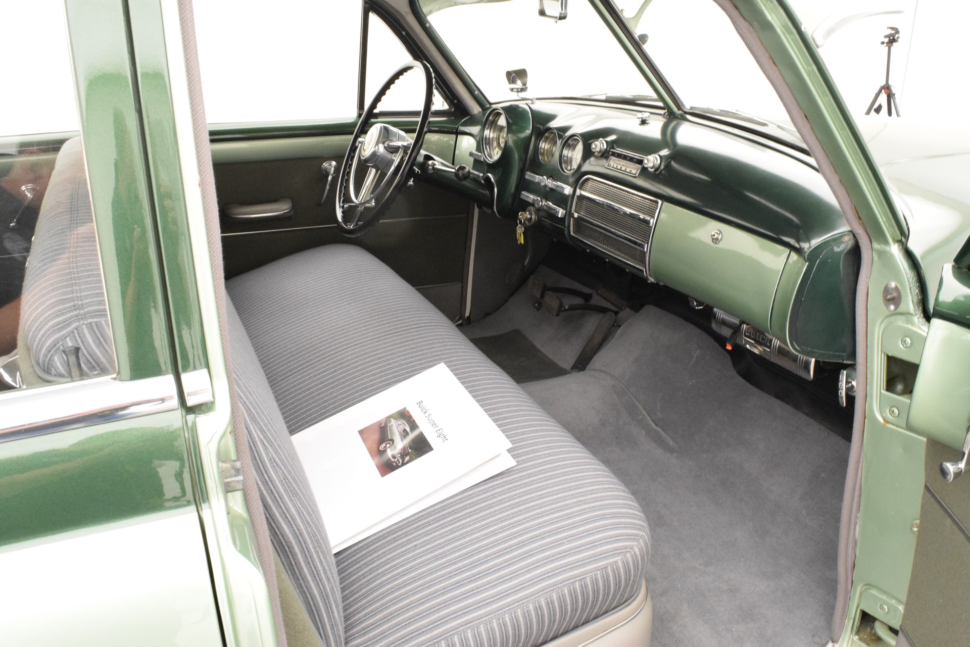 BUICK Super Eight 4 Door Sedan-image-13