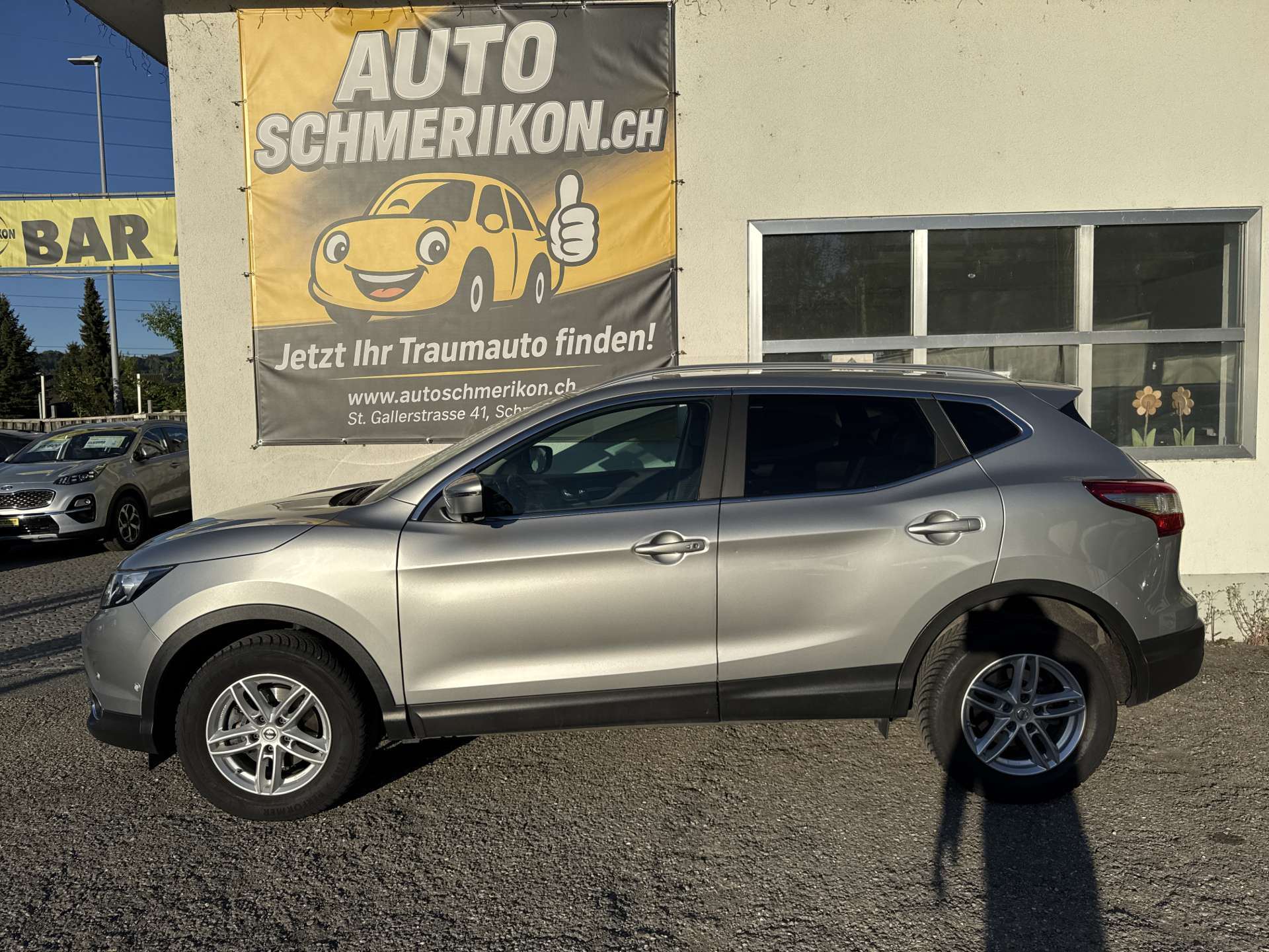 NISSAN Qashqai 1.2 DIG-T N-Connecta Xtronic CVT-Automat-image-4