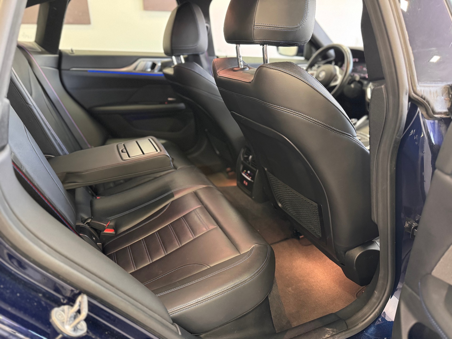BMW 420d 48V Gran Coupé M Sport PRO Steptronic *CH-Fahrzeug / Laserlicht / H/K Soundsystem / Leder Vernasca / Gestiksteuerung*-image-8