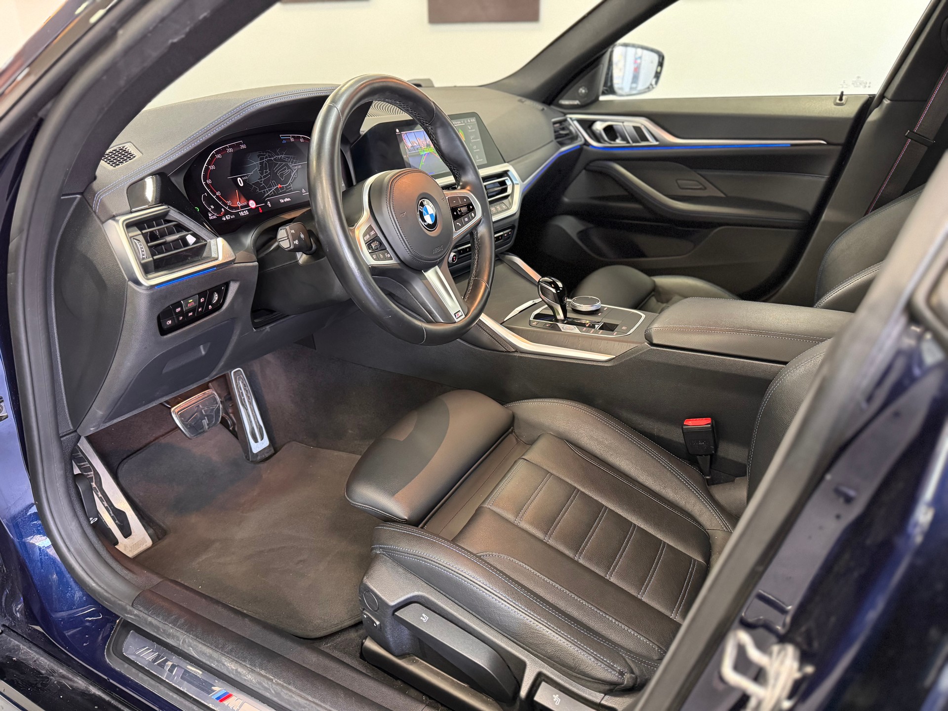 BMW 420d 48V Gran Coupé M Sport PRO Steptronic *CH-Fahrzeug / Laserlicht / H/K Soundsystem / Leder Vernasca / Gestiksteuerung*-image-6