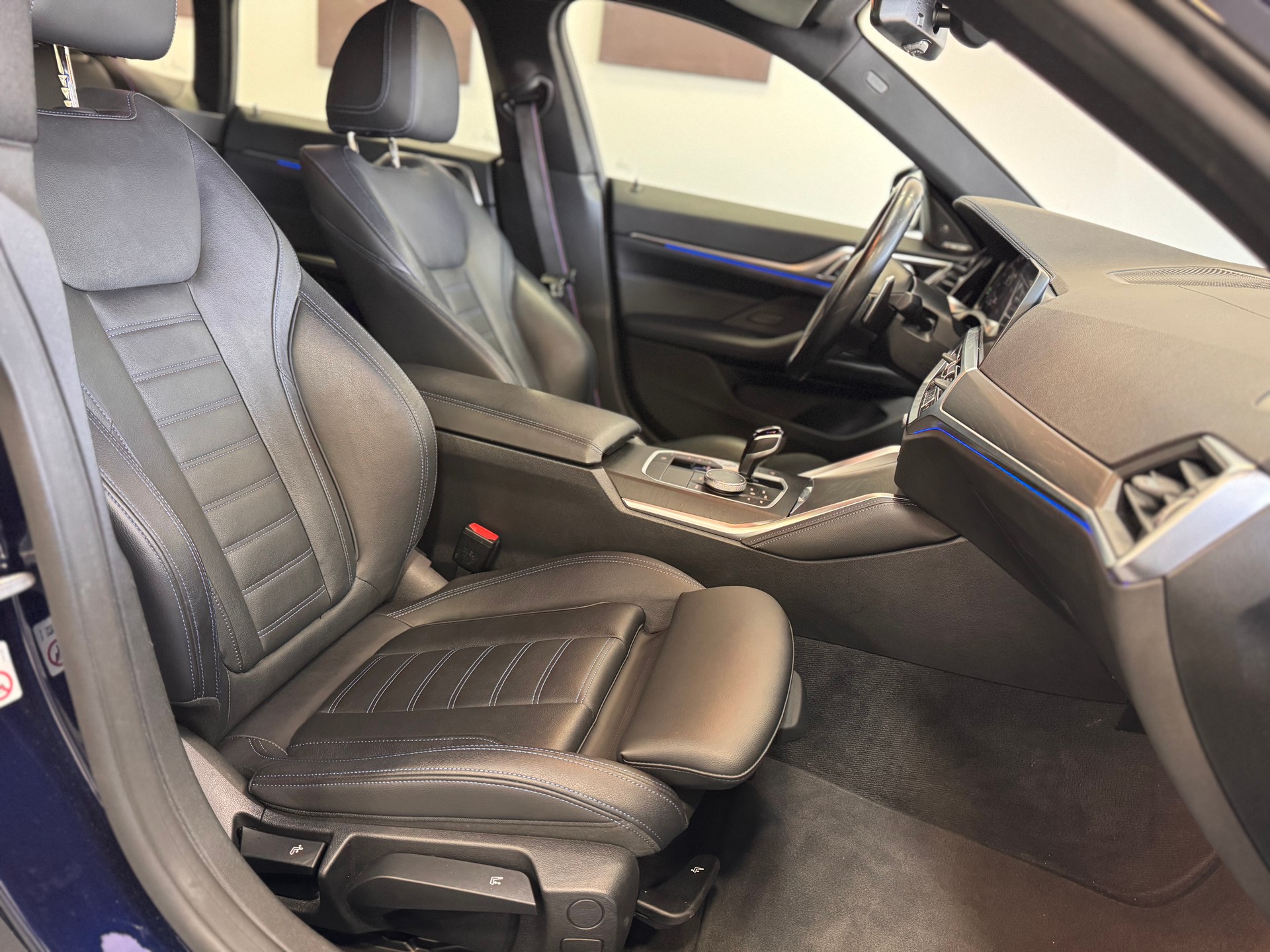 BMW 420d 48V Gran Coupé M Sport PRO Steptronic *CH-Fahrzeug / Laserlicht / H/K Soundsystem / Leder Vernasca / Gestiksteuerung*-image-9
