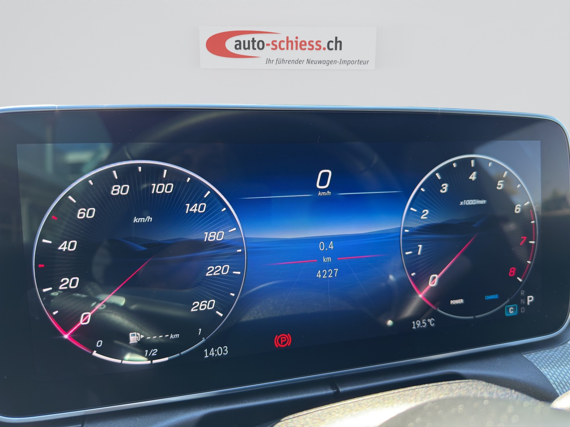 MERCEDES-BENZ CLE 200 AMG Night 9G-Tronic-image-10