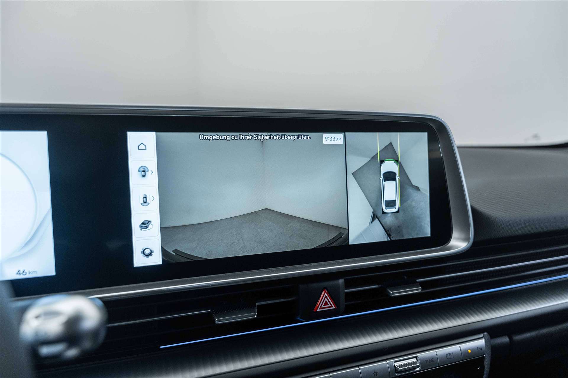 HYUNDAI Ioniq 6 77kWh Plus Line 325PS 4WD Automat-image-19