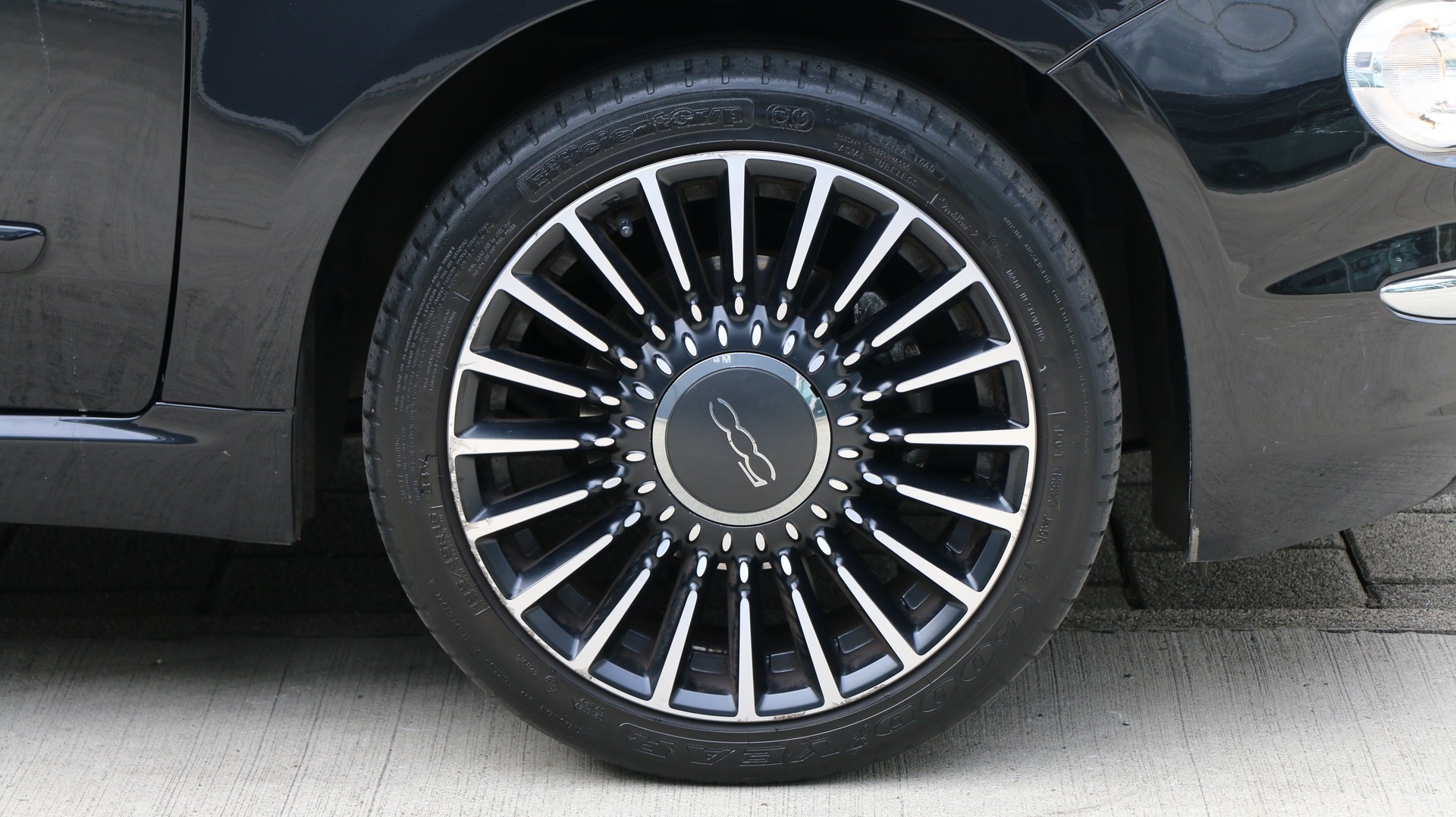 FIAT 500 1.2 Lounge-image-16
