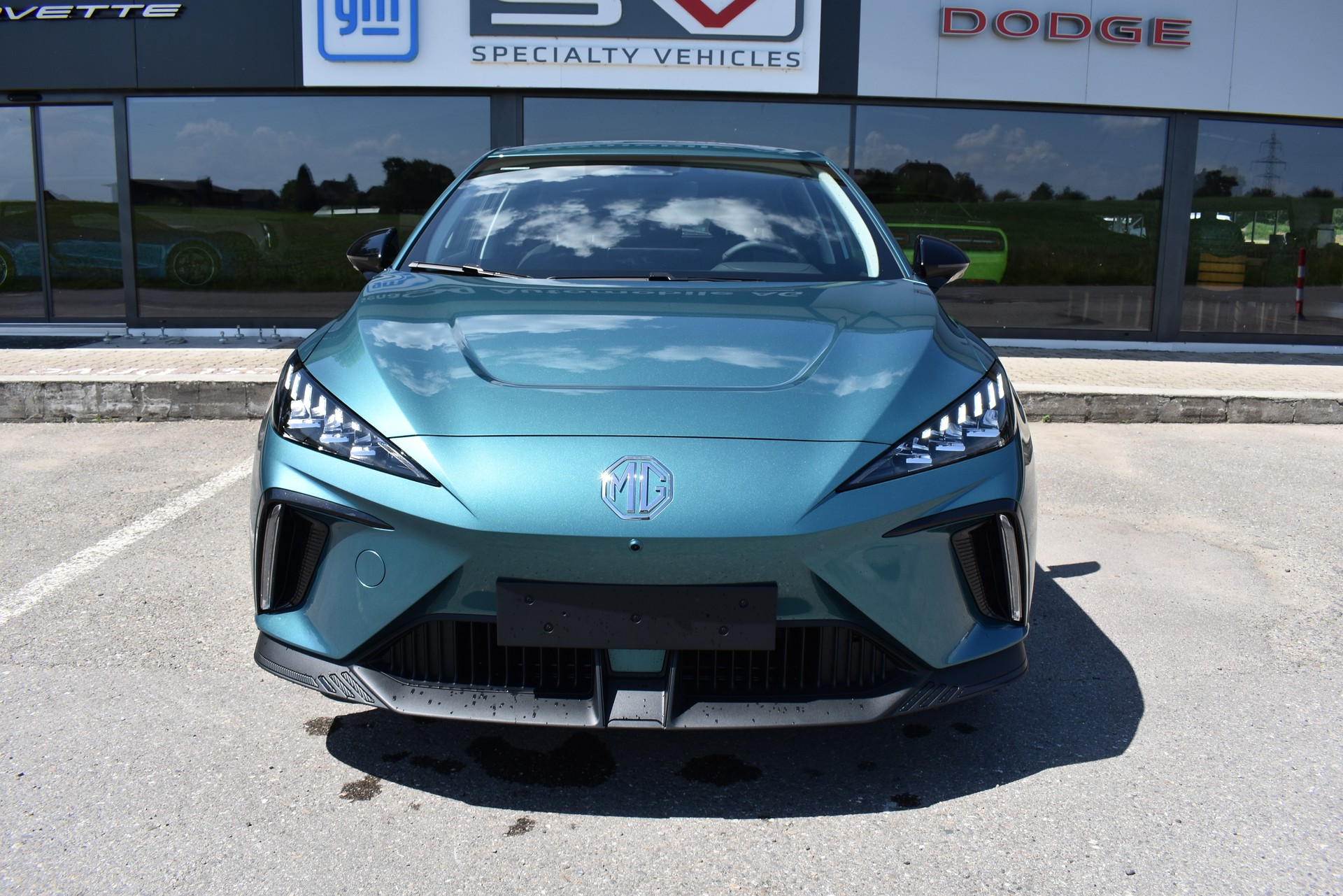 MG 4 EV 64kWh Premium-image-0