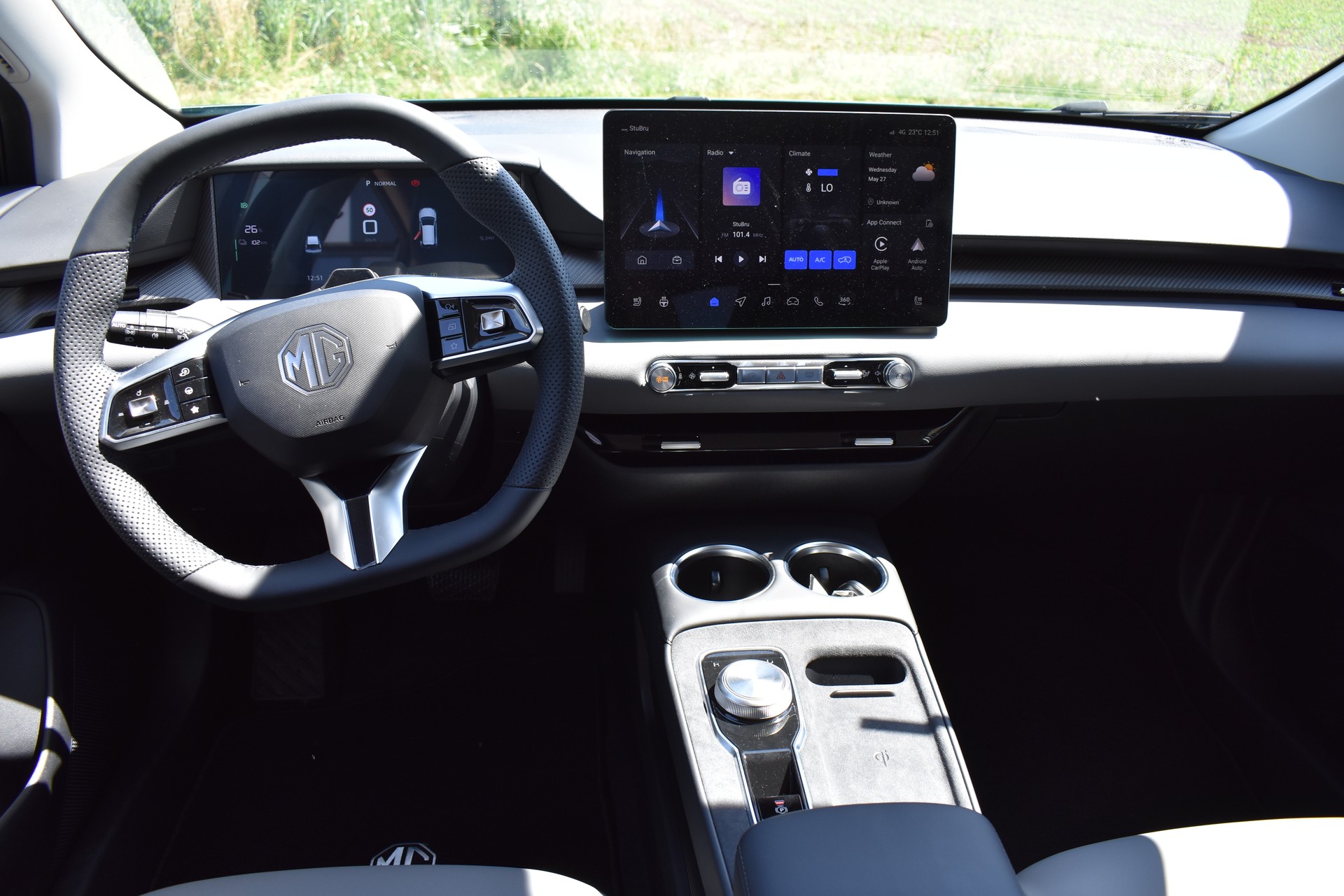 MG 4 EV 64kWh Premium-image-10