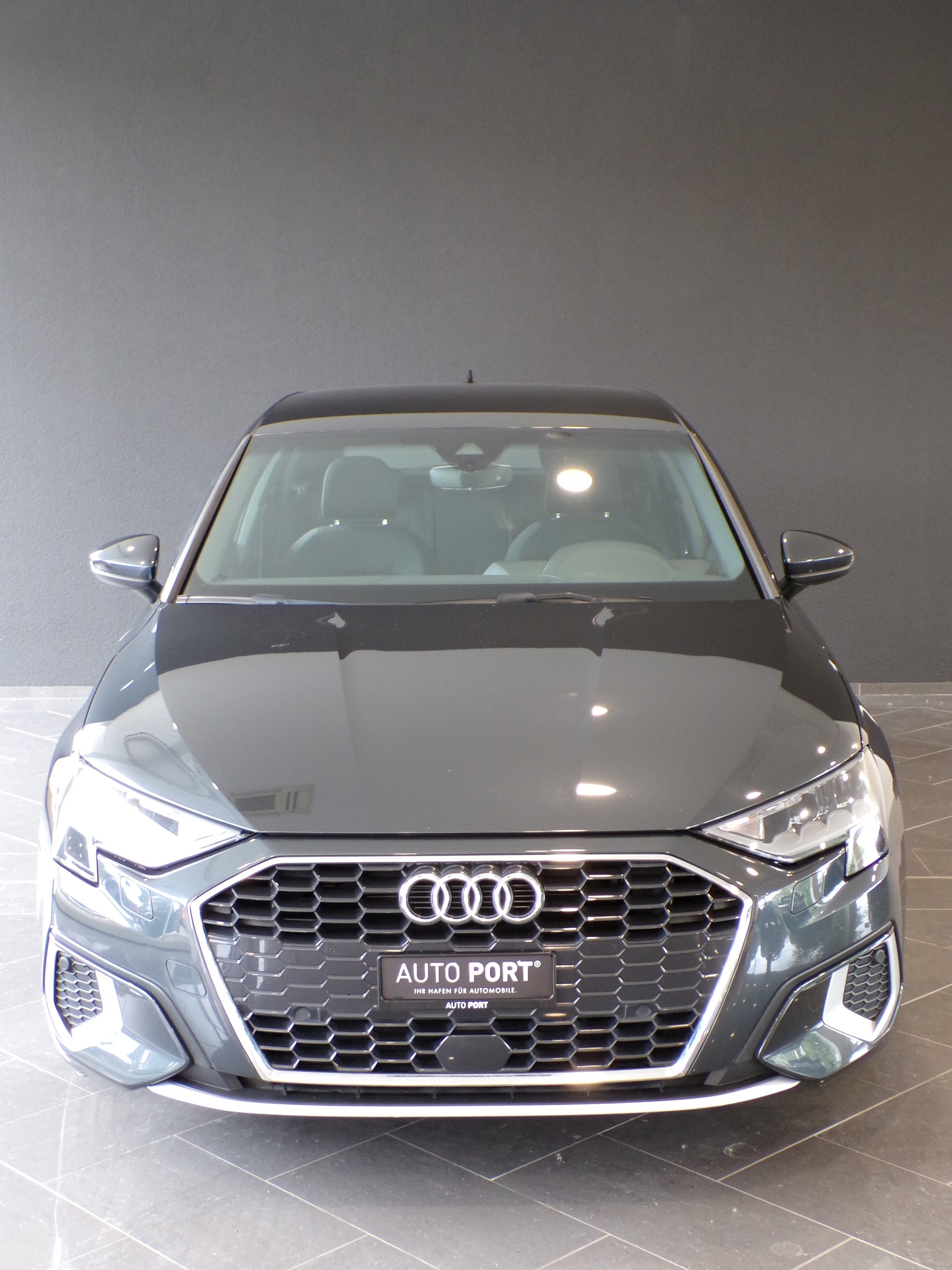 AUDI 30 TFSI-showroom-element-2