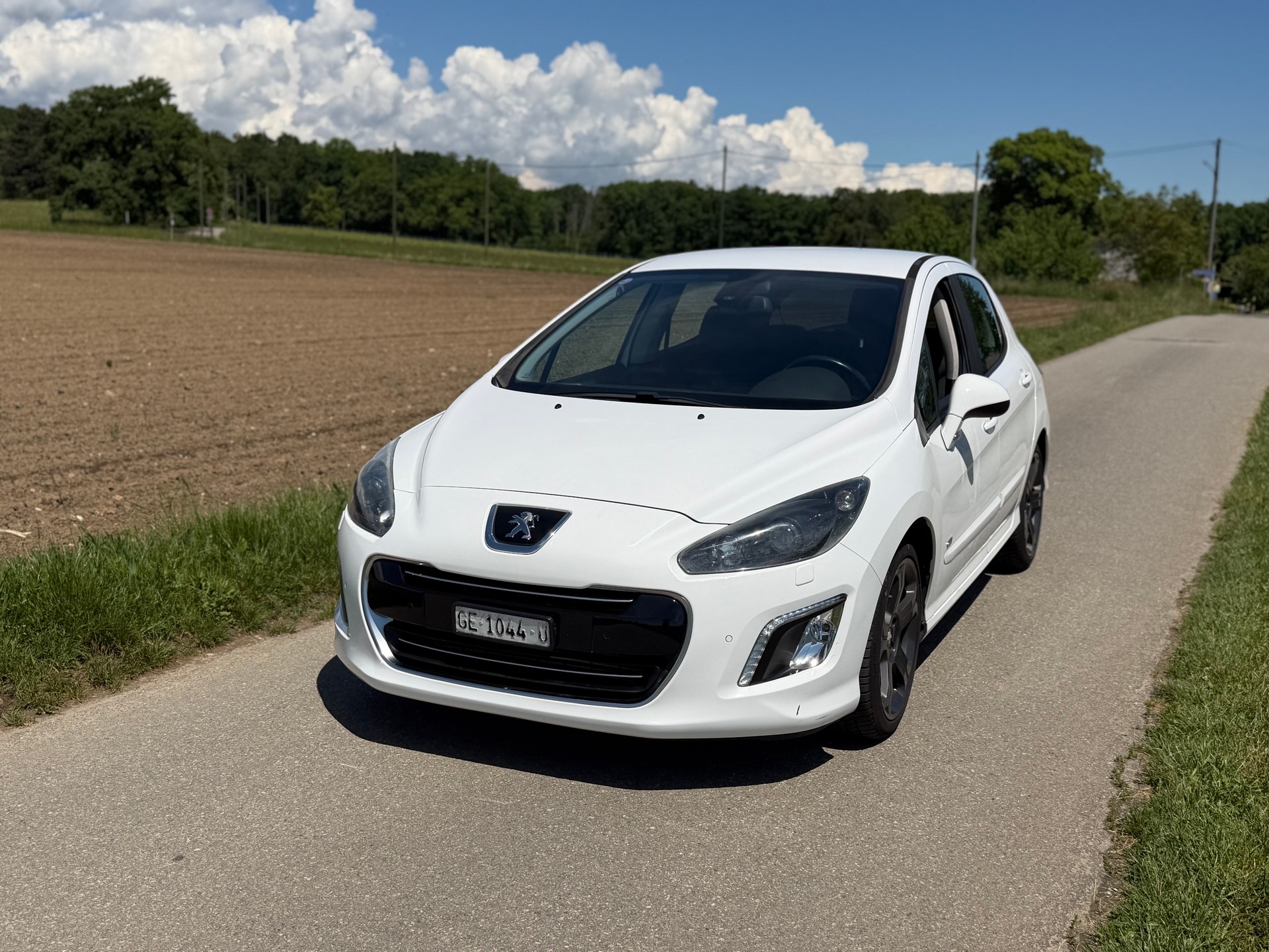PEUGEOT 308 1.6 16V T GTi-image-0