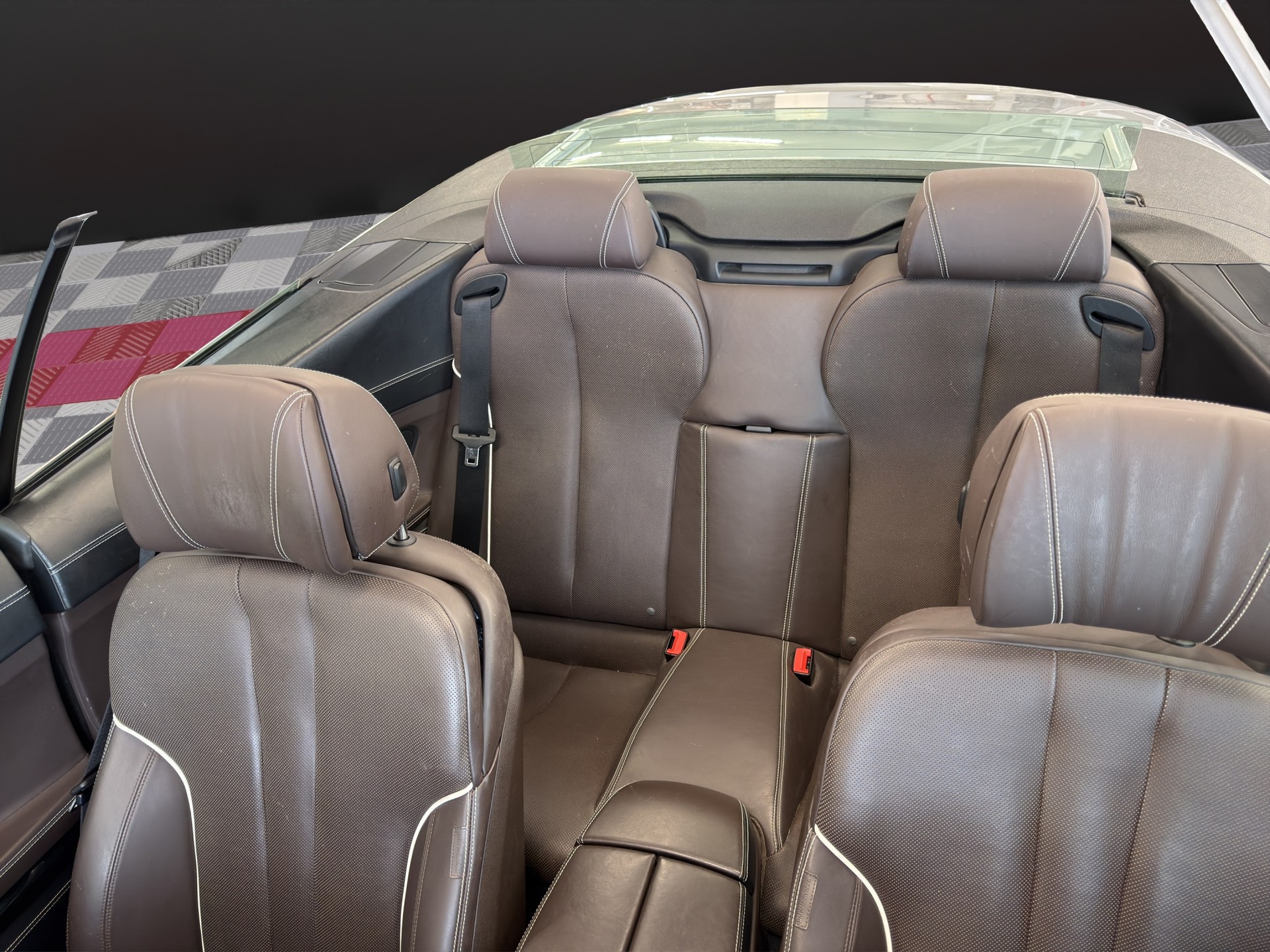 BMW 640i Cabrio xDrive Indivdual-image-10