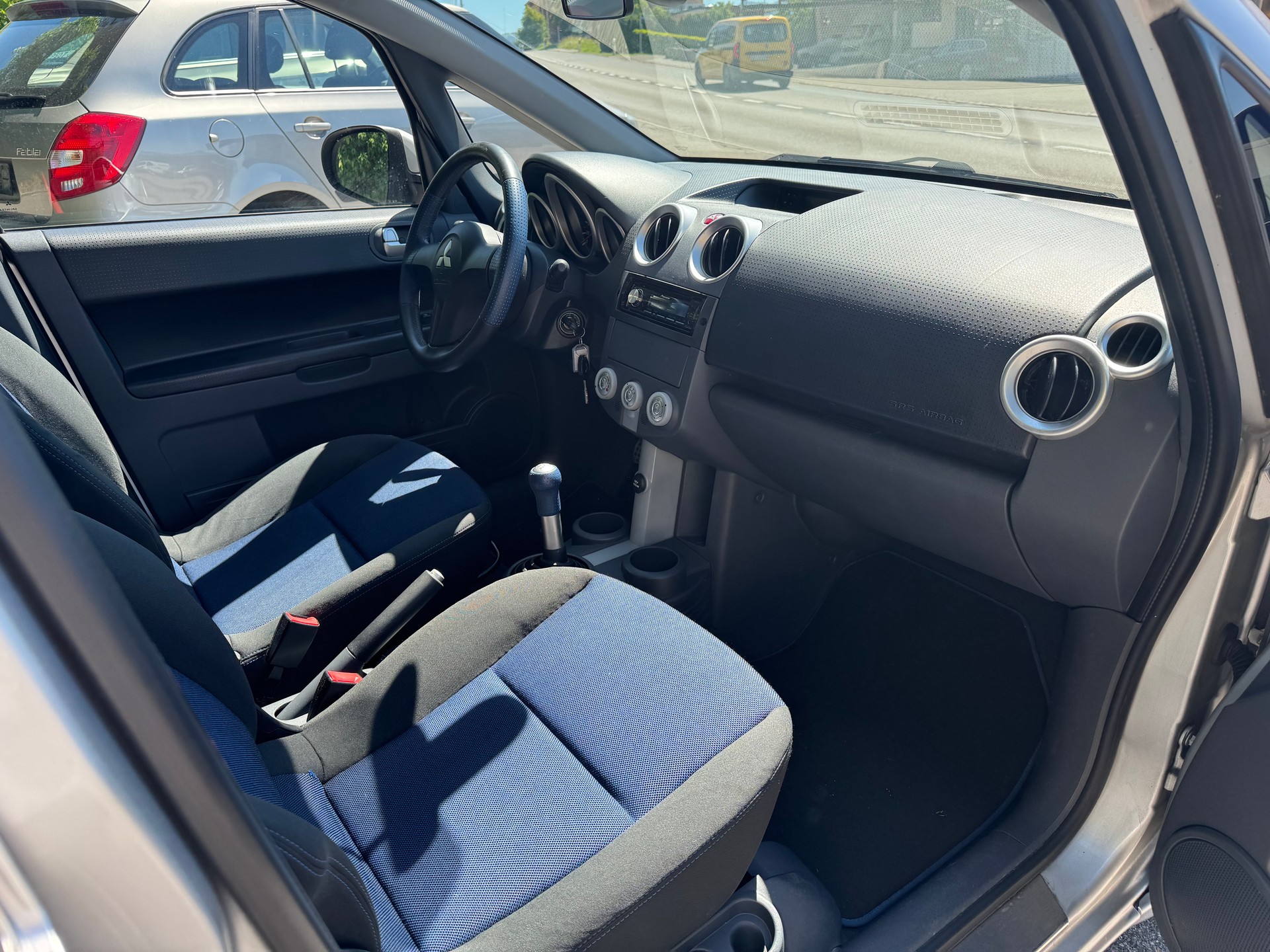 MITSUBISHI Colt 1.3 16V Inform-image-6