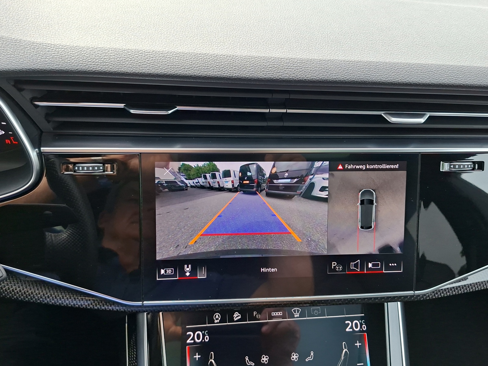 AUDI SQ8 TFSI quattro tiptronic-image-15