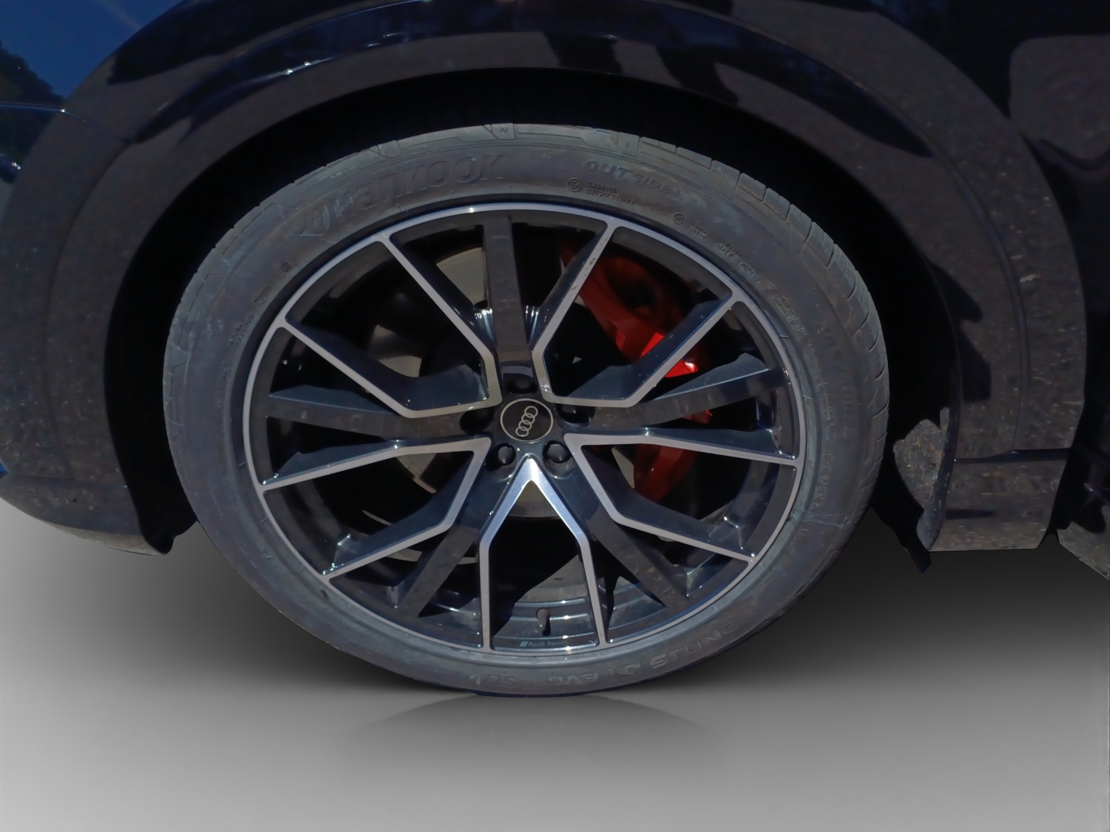AUDI SQ8 TFSI quattro tiptronic-image-13